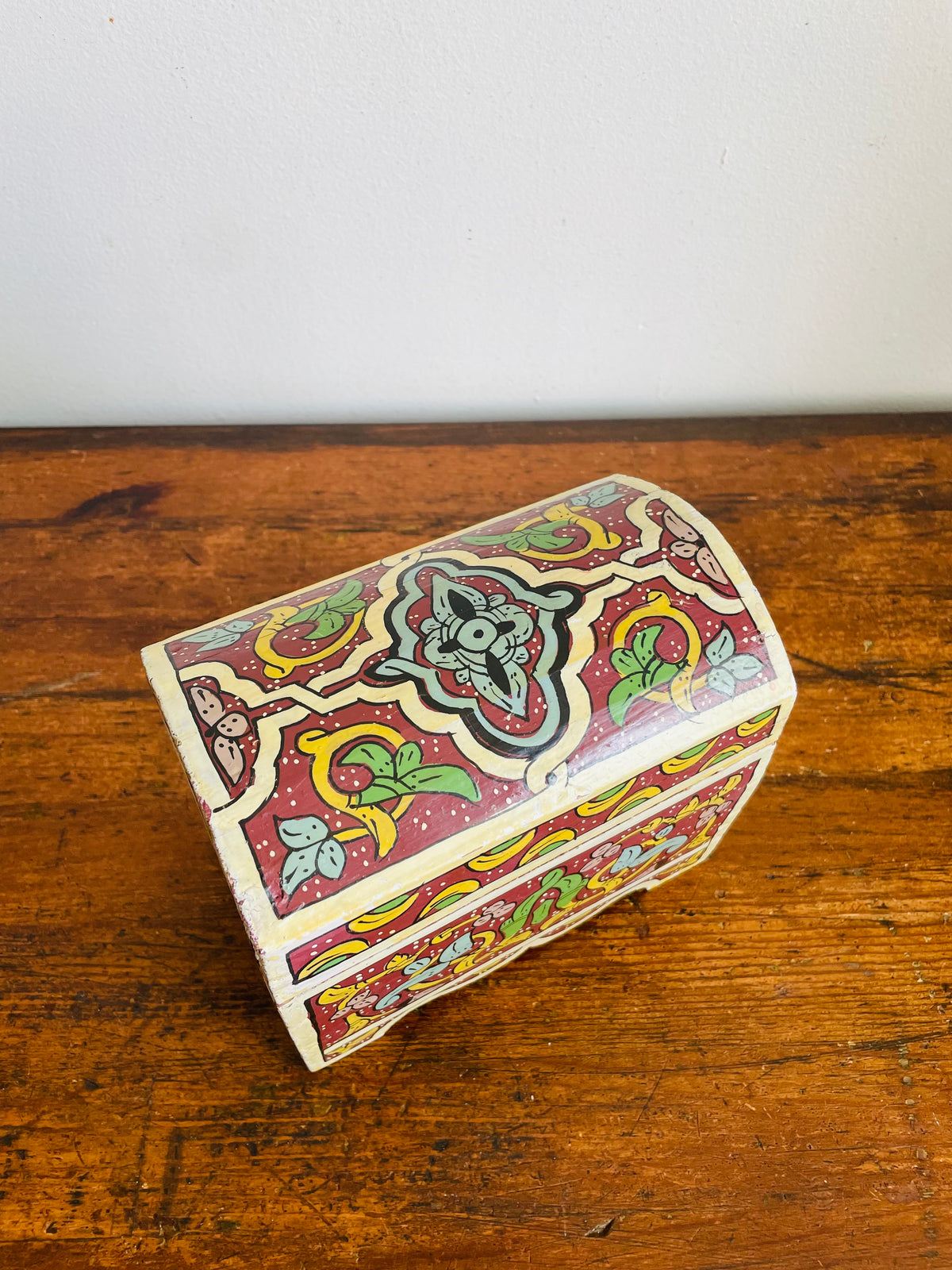 Vintage Moroccan Hand-Painted Wood Jewellery Trinket Treasure Chest Box with Hinged Lid & Colourful Bright Folk Art Design