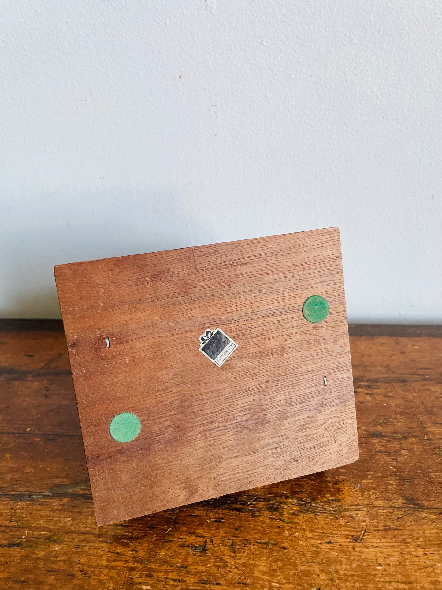 Vintage Giftcraft Kings Head Pub & Lodging Barware Set - Includes Caddy Case, 6 Dartboard Coasters, 6 Mini Darts & 4 Bar Tool Utensils