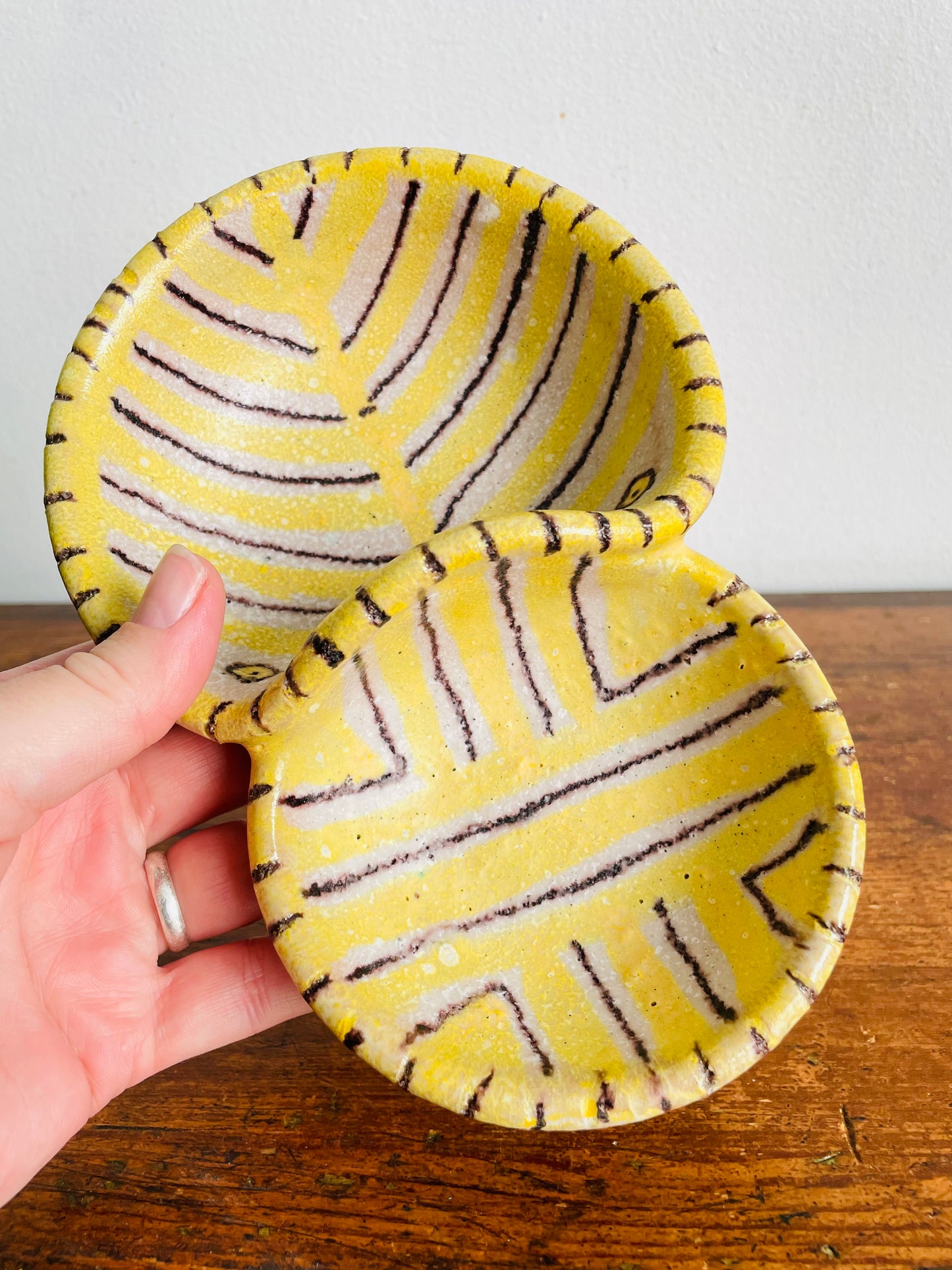 Vintage Mid-Century 1950s Guido Gambone (1909-1969) Ceramic Pottery Divided Bowl Double Dish - La Terrena, Florence - Made in Italy - Donkey Mark - Signed - Modern Abstract Style