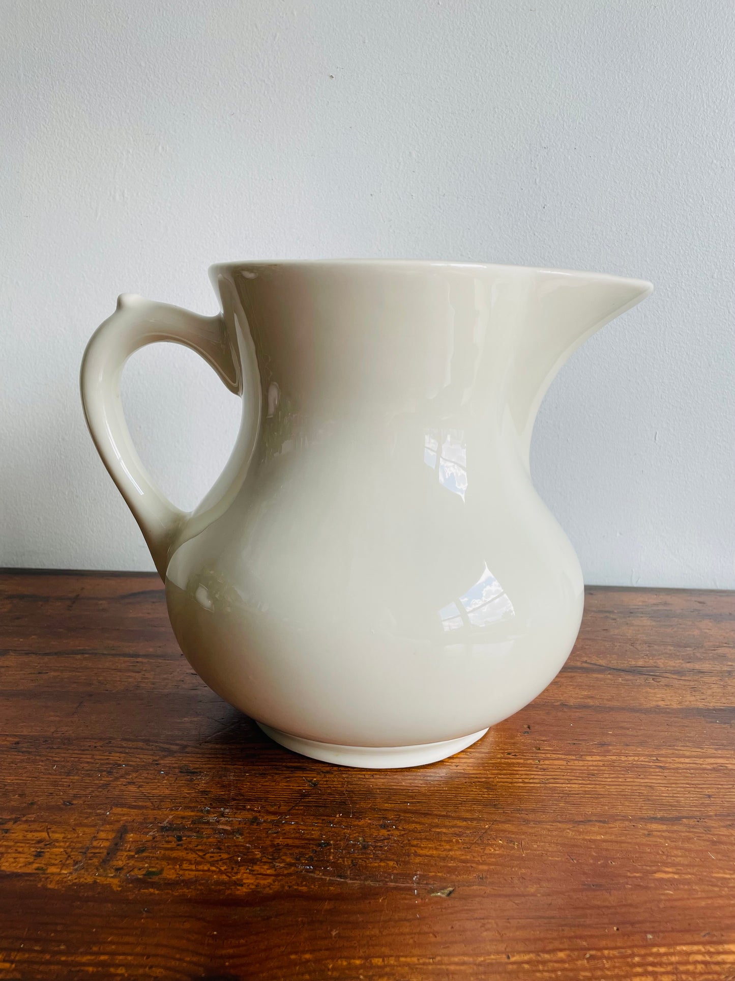 Large Sovereign Potters Canada Hotel China White Pitcher Jug Vase