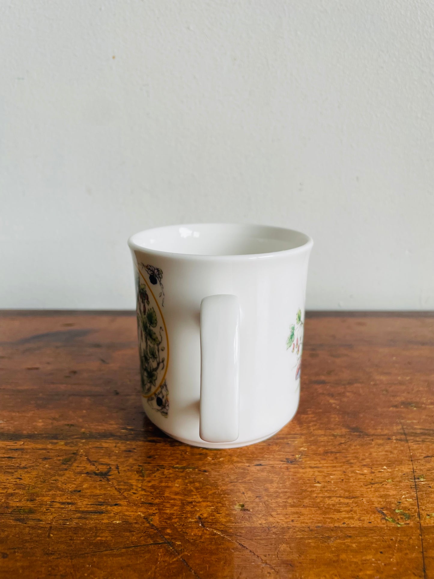 Vintage Grosvenor Fine Bone China Bittersweet Pattern Mushroom Mug - Design by Miles Bayley -Made in England