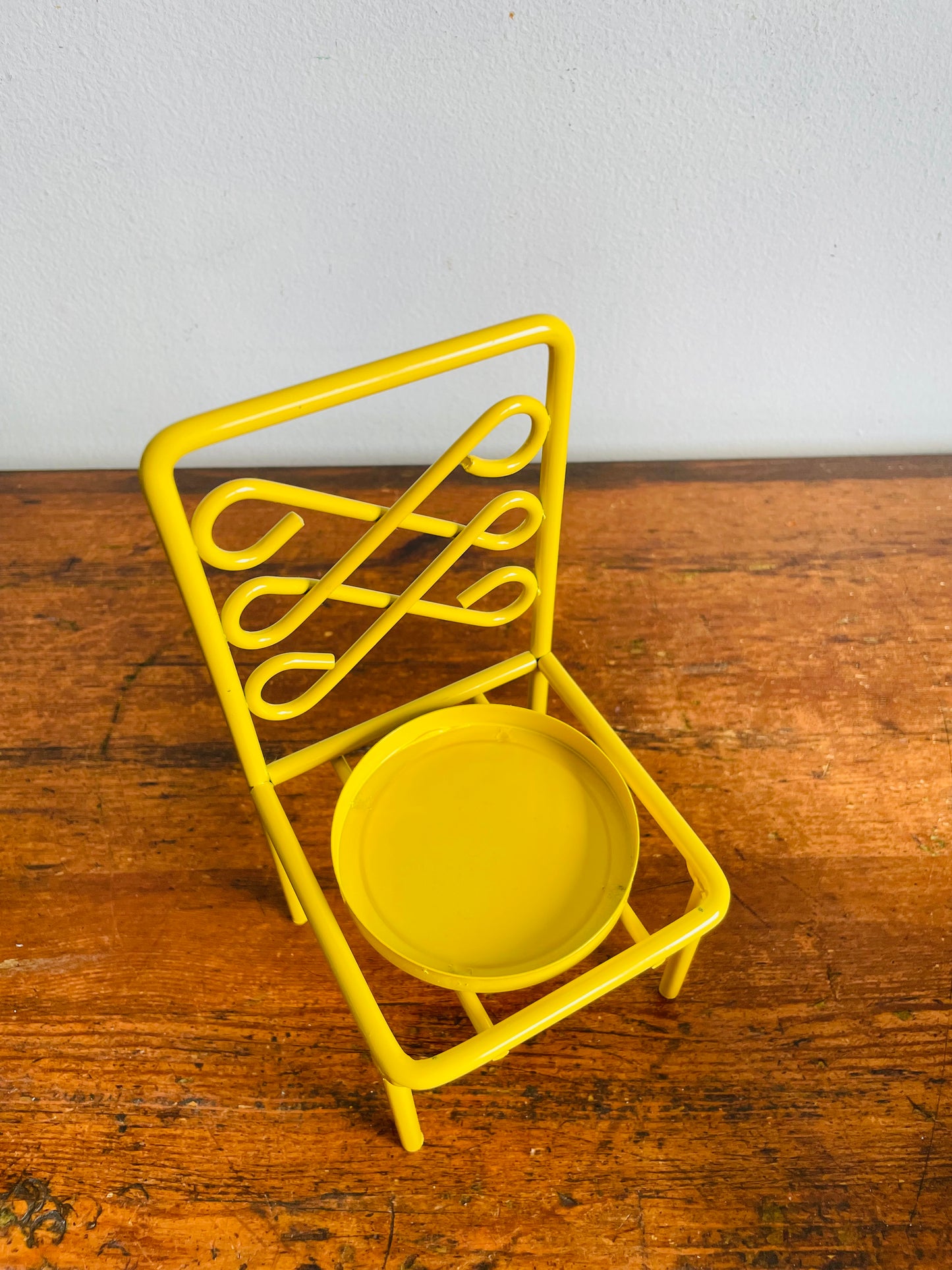 Vintage Bright & Cheerful Yellow Metal Candle Holder Chair or 3" Plant Pot Holder - Made in Taiwan