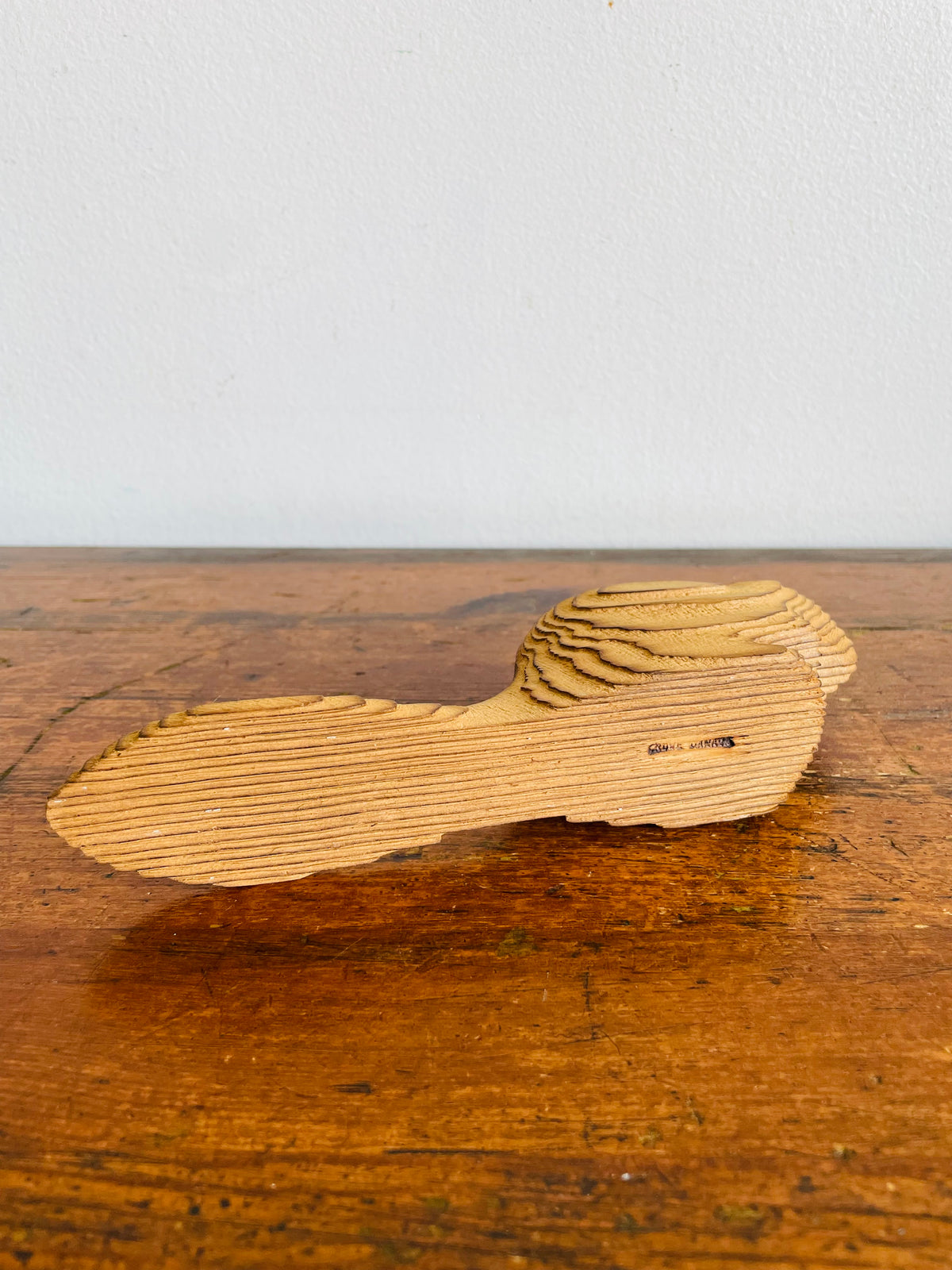 Vintage Crowe Canada Carved Cedar Wood Beaver Folk Art Figurine