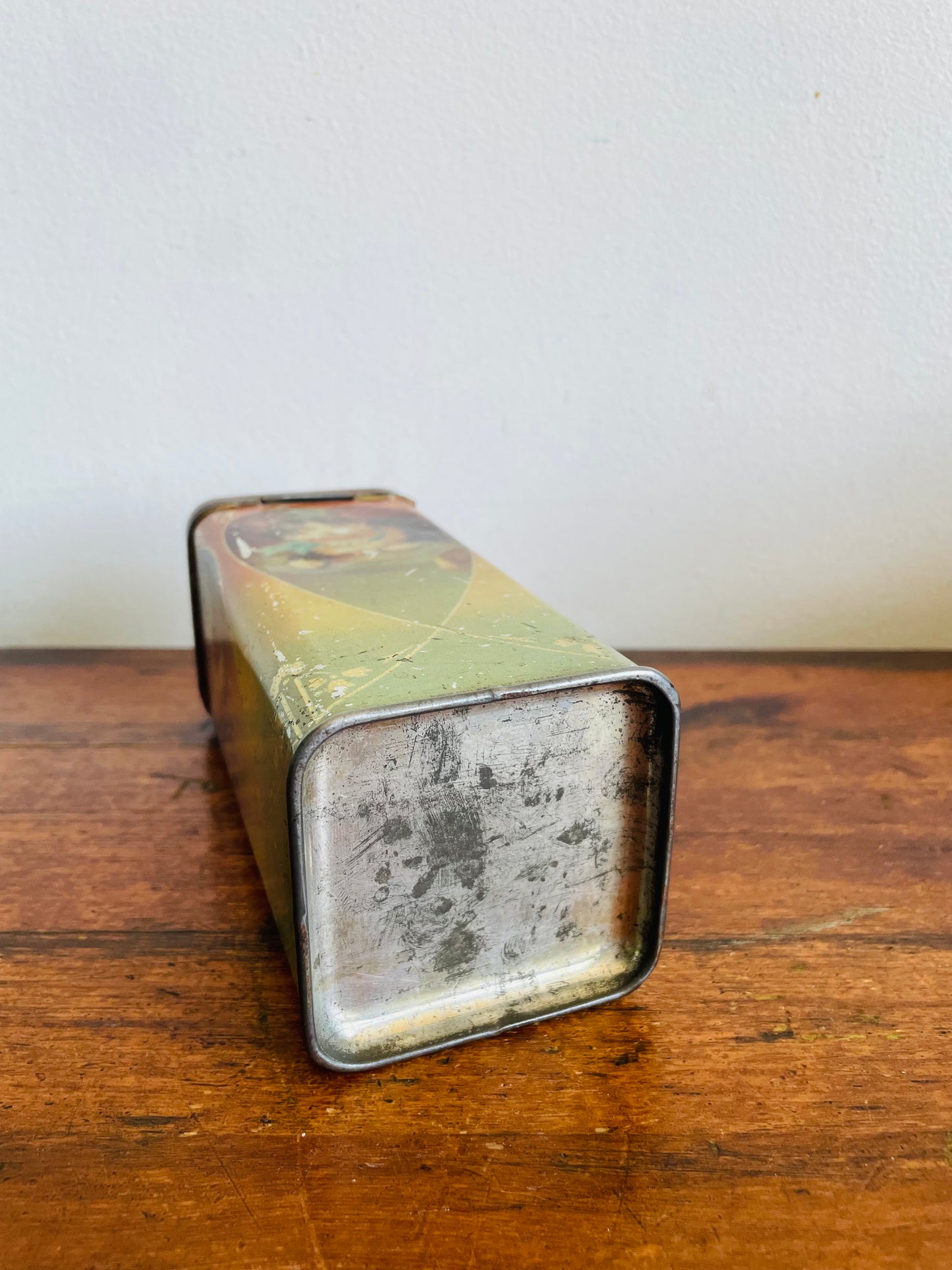 Vintage Cat Tin With Hinged Lid - Heart & Kitten Design - Black & White / Orange & White Kittens