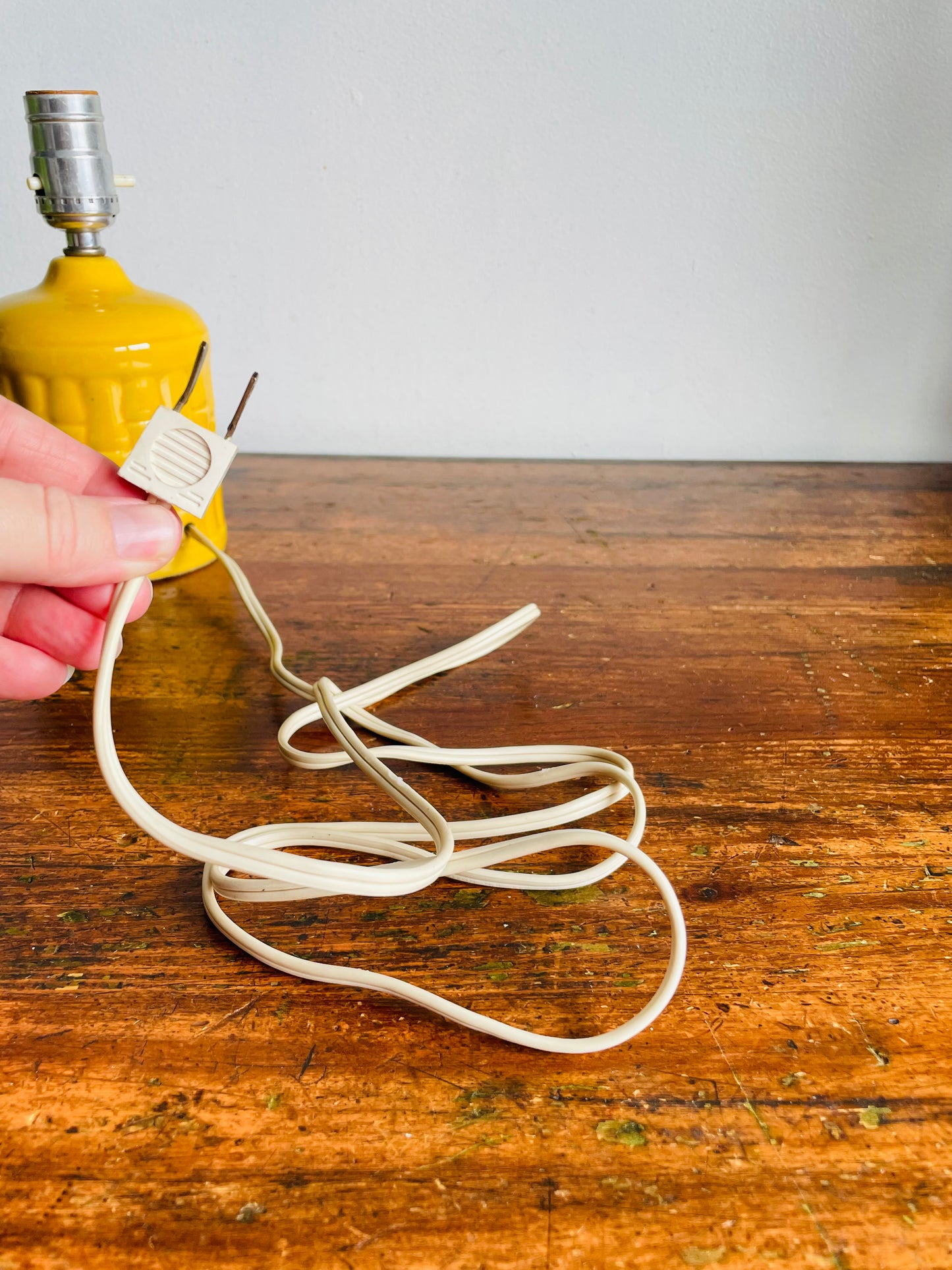 Vintage MCM Leviton Canada Bright & Cheerful Yellow Ceramic Table Lamp with Bamboo Textured Pattern