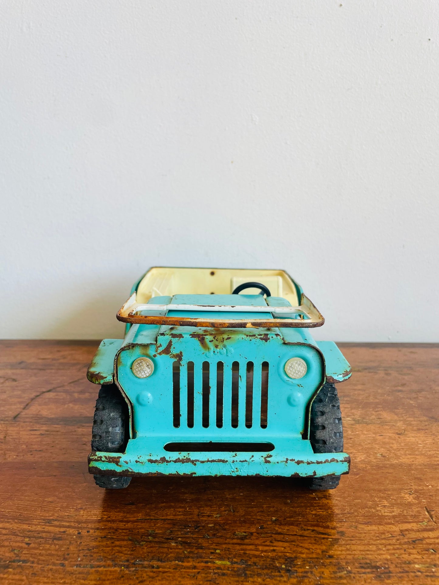 Vintage 1962 Tonka Jeep Dispatcher #200 Turquoise Metal Car - Made in Canada - One Seat Broken