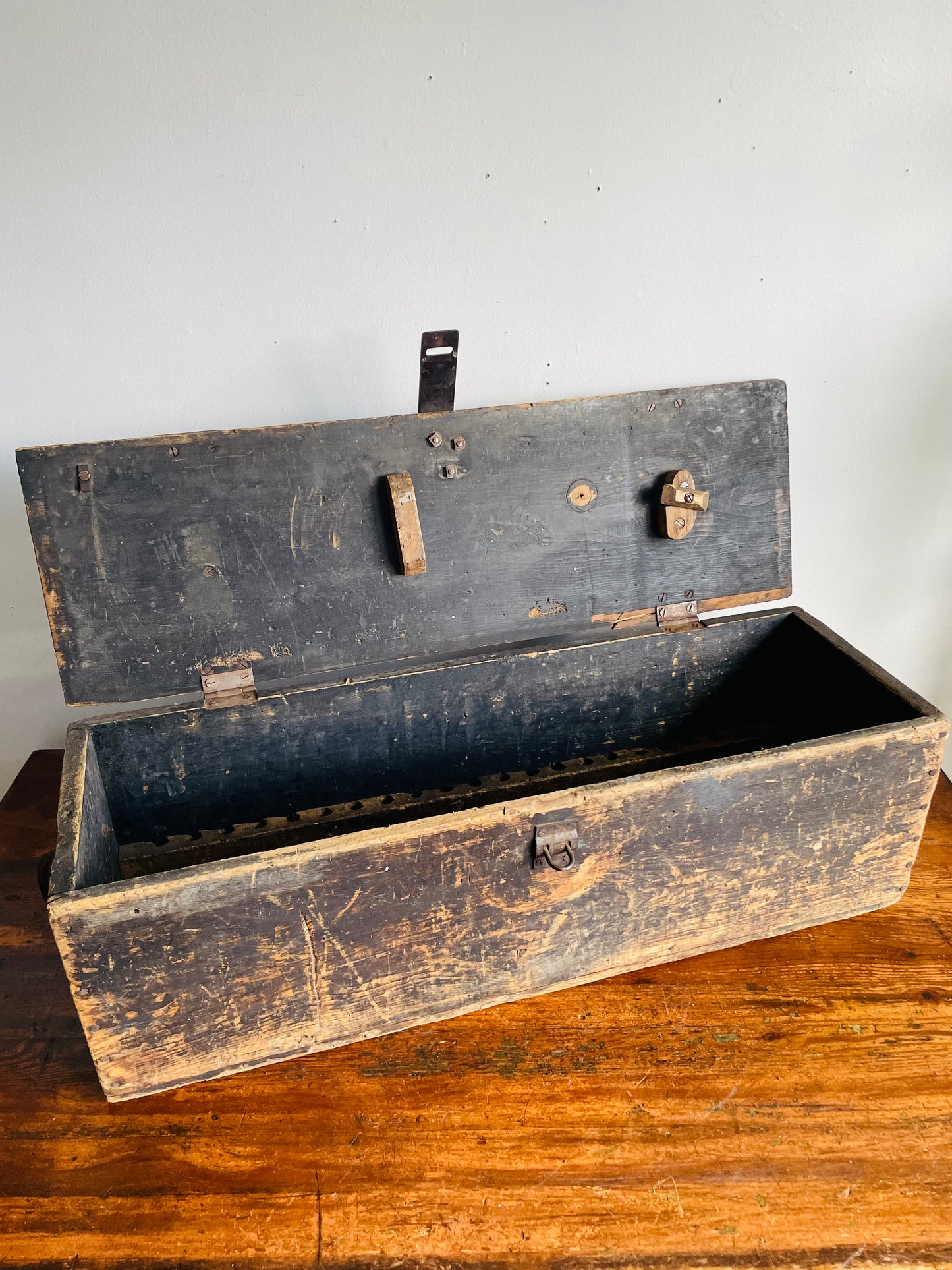 Vintage Solid & Rustic Wood Box Trunk with Beautiful Aged Patina, Metal Latch to Close, Hinged Lid & Leather Handles - Great Indoor or Outdoor Porch Decor!