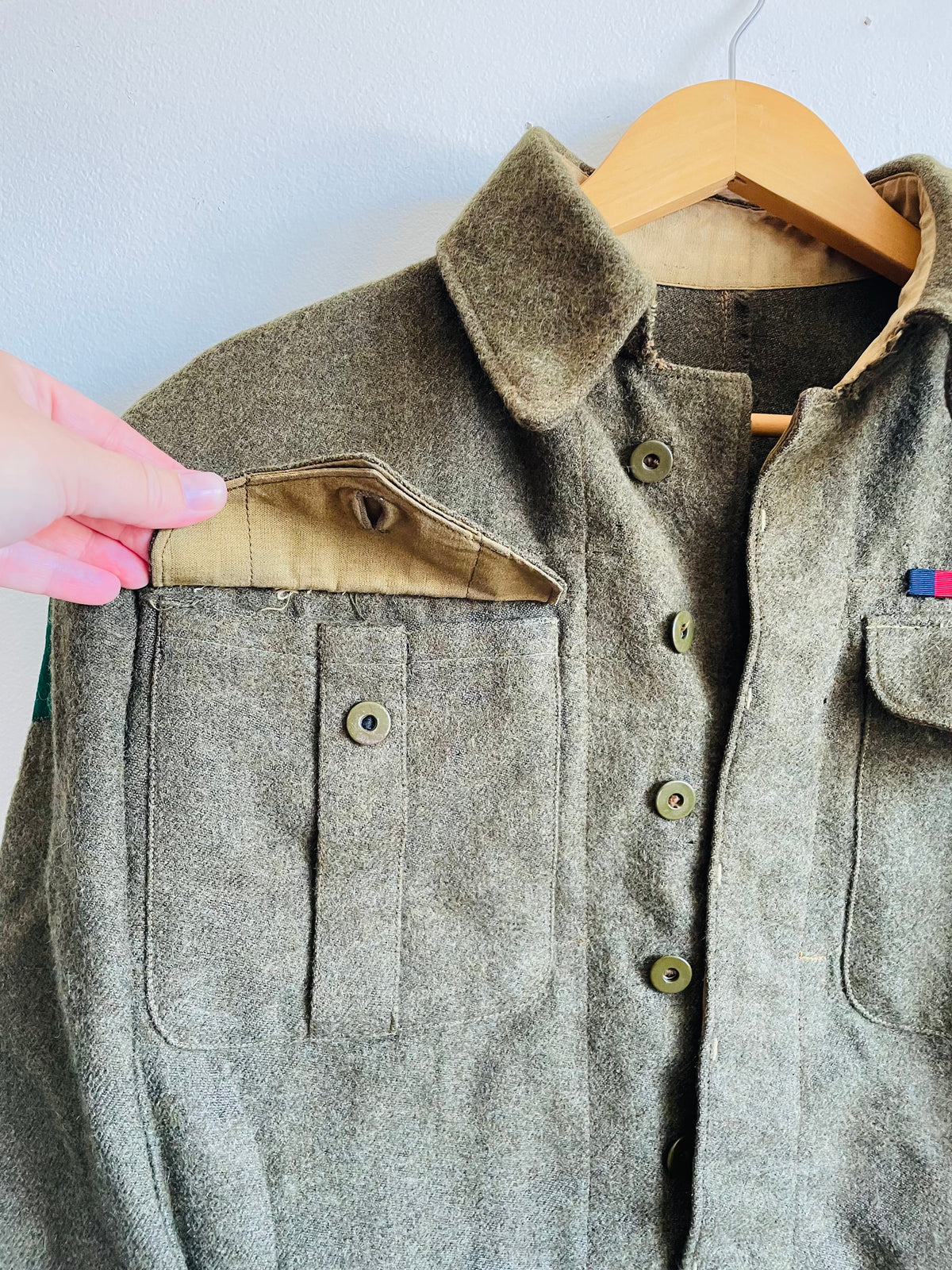 Vintage WW2 1943 Battle Dress Blouse Serge Wool Shirt - Size 6 - 8 LAA RCA - 8th Light Anti-Aircraft Regiment - Royal Canadian Artillery - Made by Hyde Park Clothes Limited Montreal