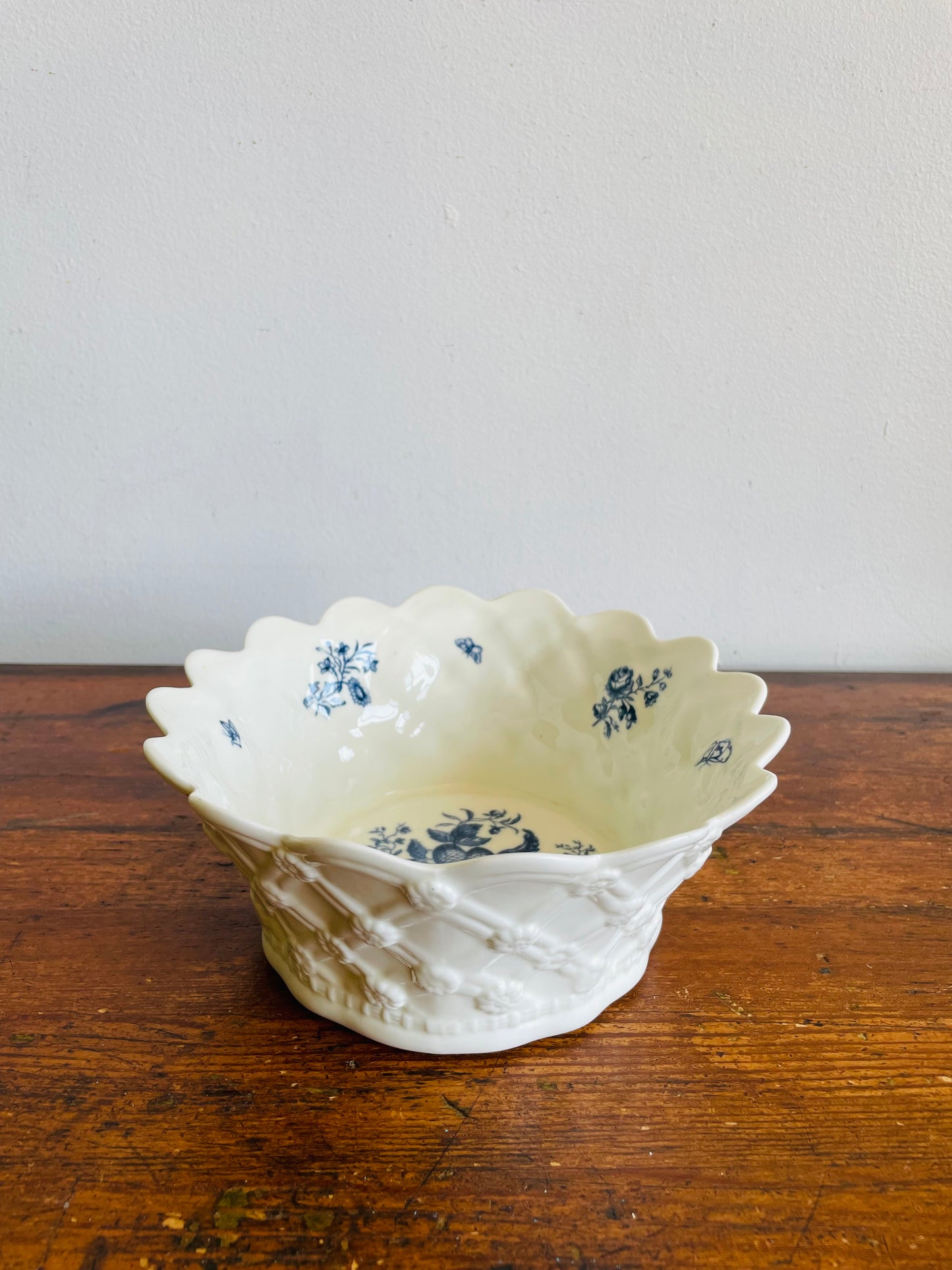 Vintage Royal Worcester "Blue Sprays" Bone China Bowl with Floral Design - Made in England