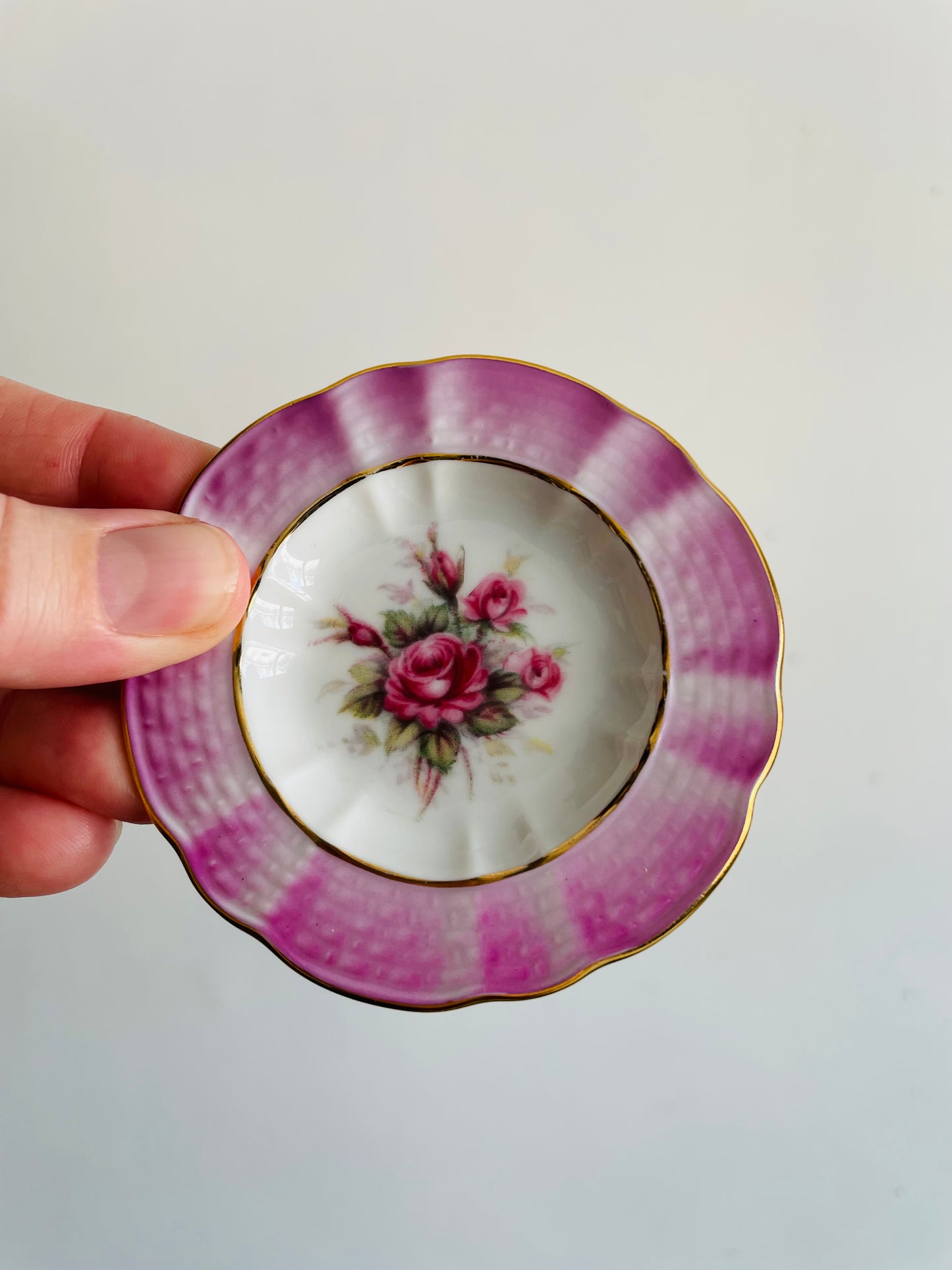 Vintage Verbano Argentina Miniature Porcelain White, Gold & Pink Plate with Flowers - Ring Dish / Butter Pat / Jewellery - Made in Argentina - Franklin Mint Miniature Plates of the World Collection