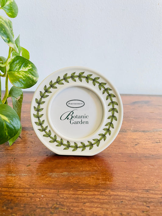 Vintage Portmeirion Botanic Garden Round Miniature Picture Frame with Easel Back & Leaf Design - 2.1" x 2.1" Photo Size