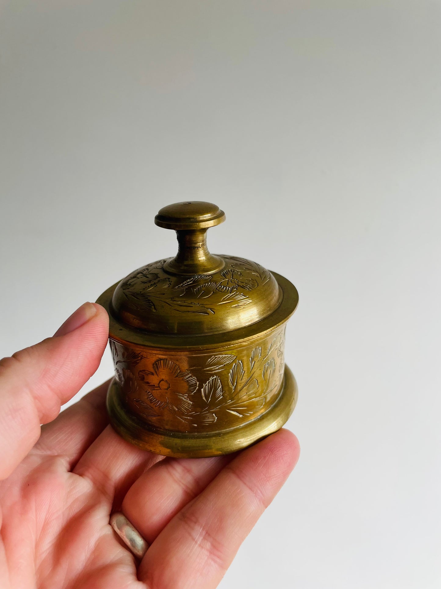 Etched Solid Brass Round Trinket Dish with Lid - Made in India