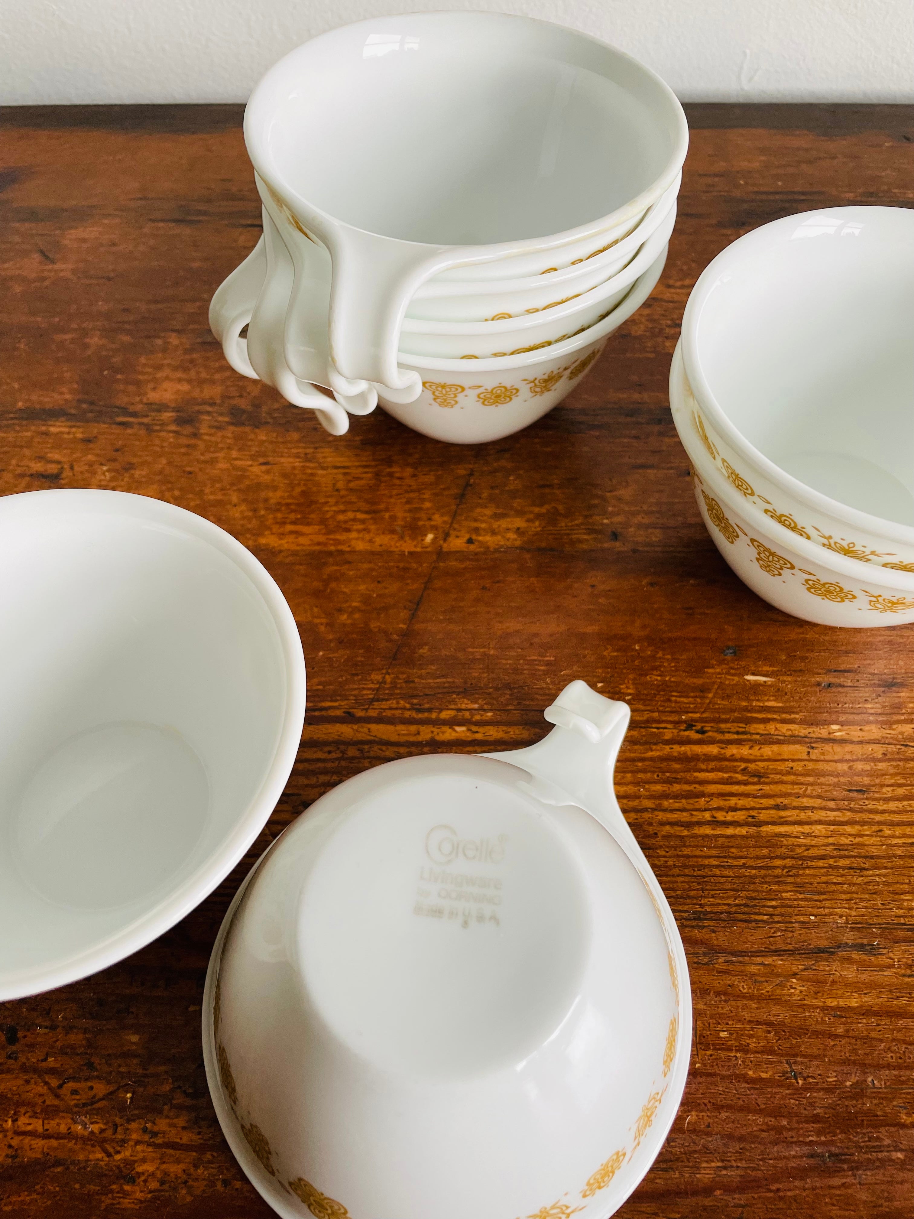 Corelle white outlet cups