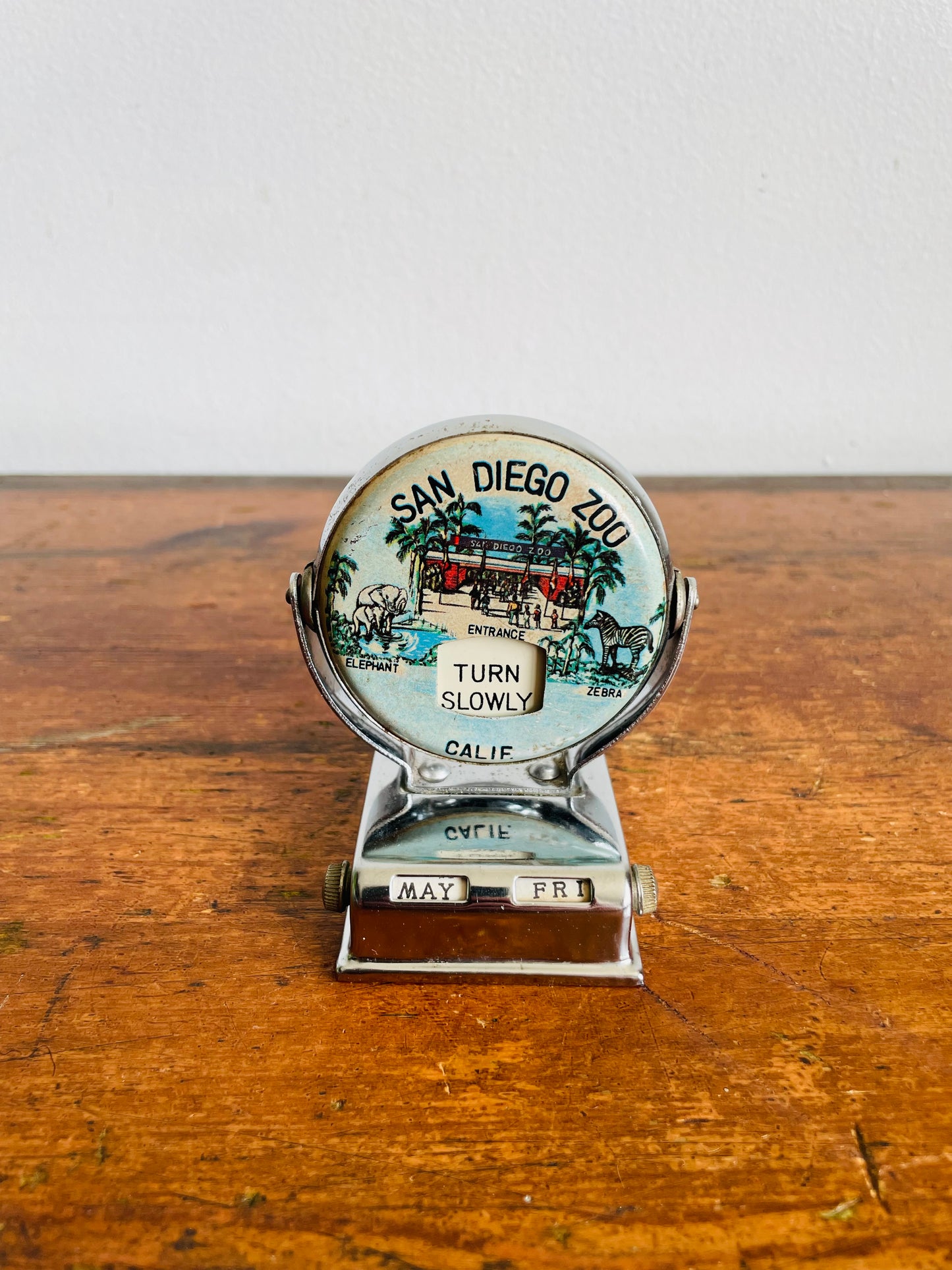Vintage Mechanical Perpetual Flip Calendar - San Diego Zoo, California Souvenir - Flip to Change the Day & Month!