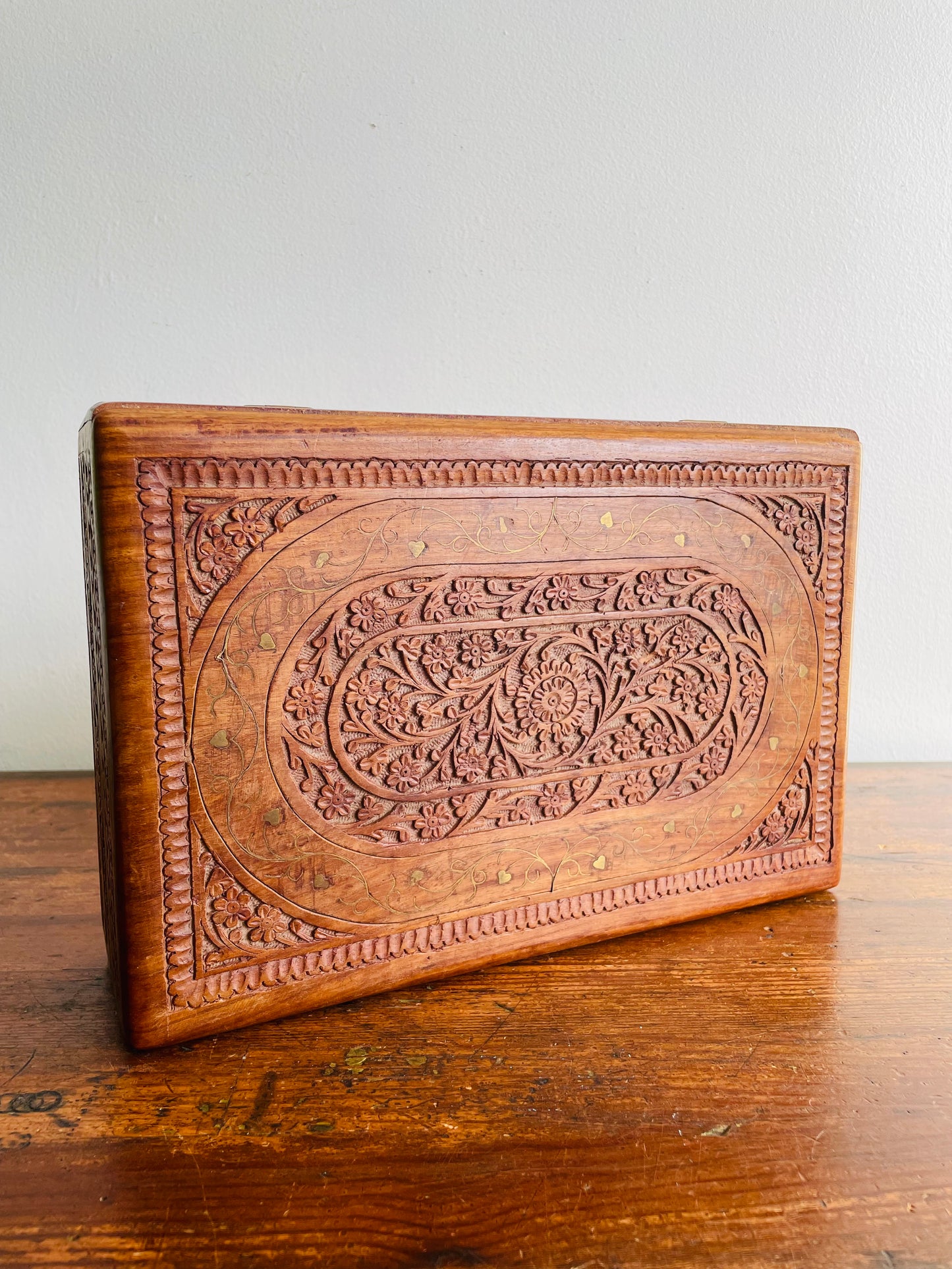 Large Indian Rosewood Jewellery Box with Hinged Lid, Velvet Lined Interior & Ornate Carved Flower with Brass Inlay Design