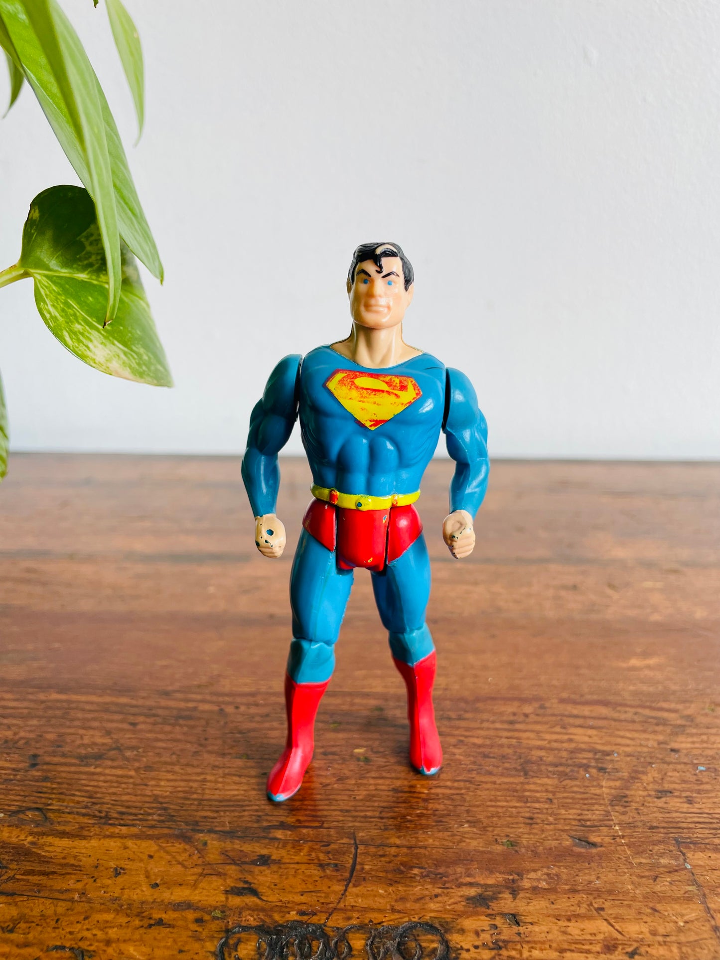 1984 Kenner DC Super Powers Superman Articulated Action Figure