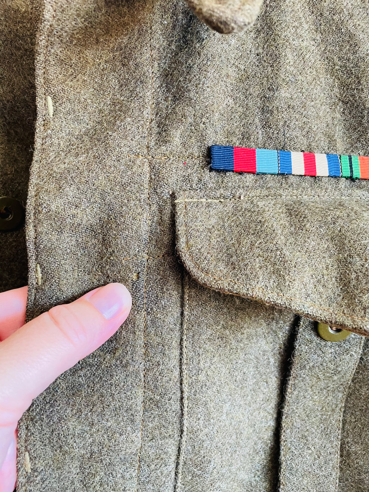 Vintage WW2 1943 Battle Dress Blouse Serge Wool Shirt - Size 6 - 8 LAA RCA - 8th Light Anti-Aircraft Regiment - Royal Canadian Artillery - Made by Hyde Park Clothes Limited Montreal