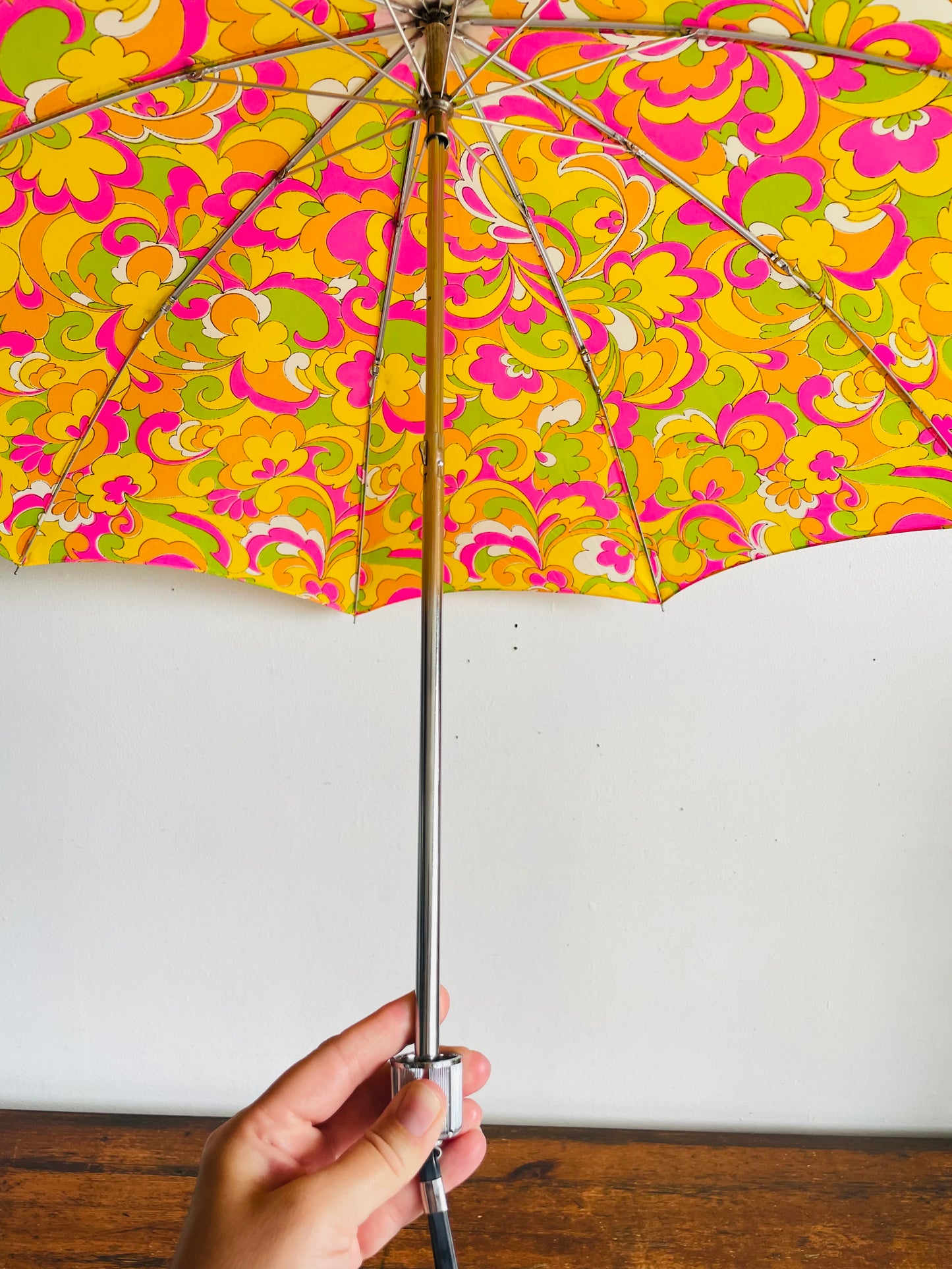 Vintage 1960s Bright, Groovy & Psychedelic Parasol Rain Umbrella - 100% Nylon - Japanese Writing on Tag