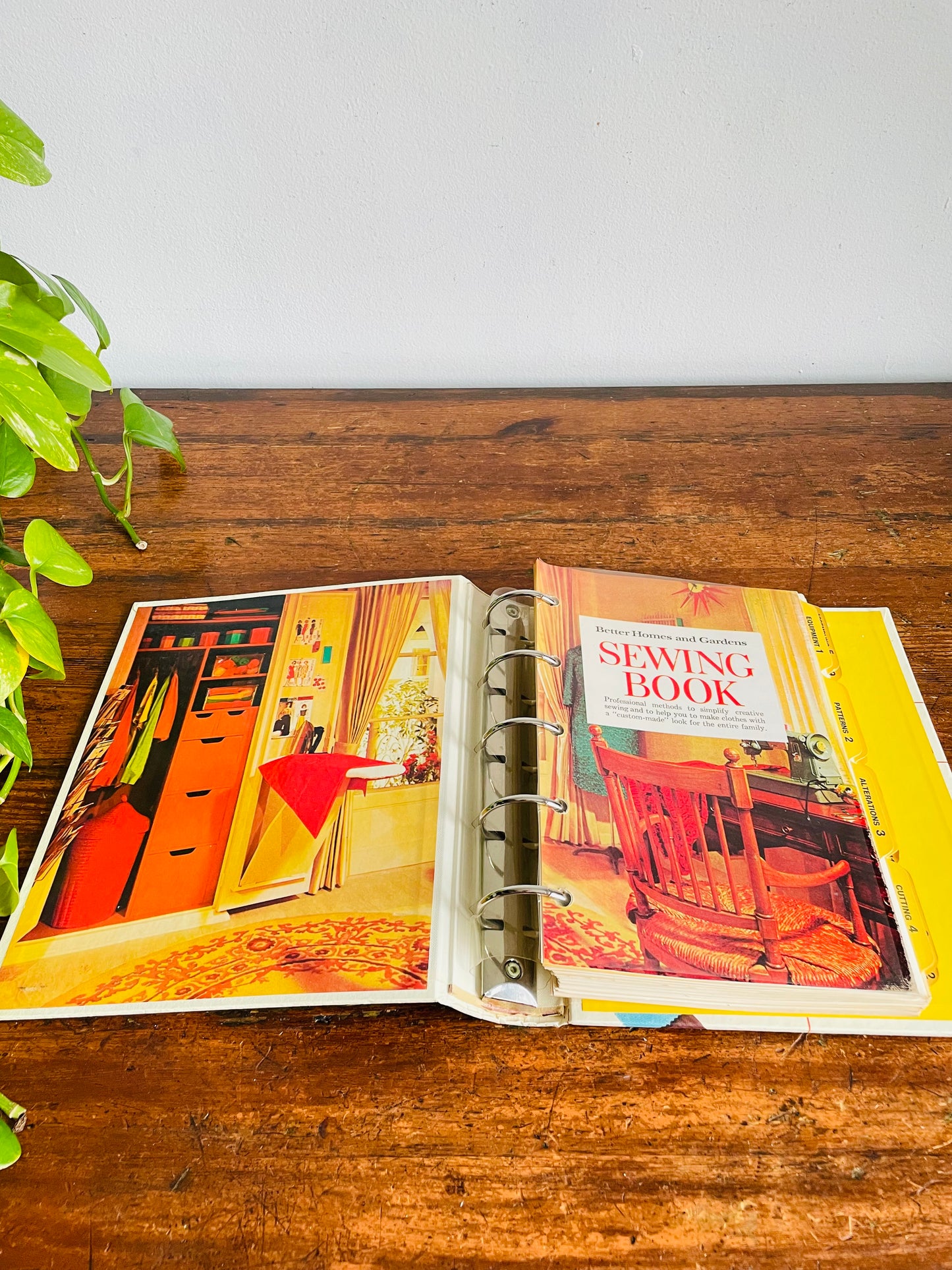 Vintage Better Homes & Gardens Sewing Book Binder (1970)