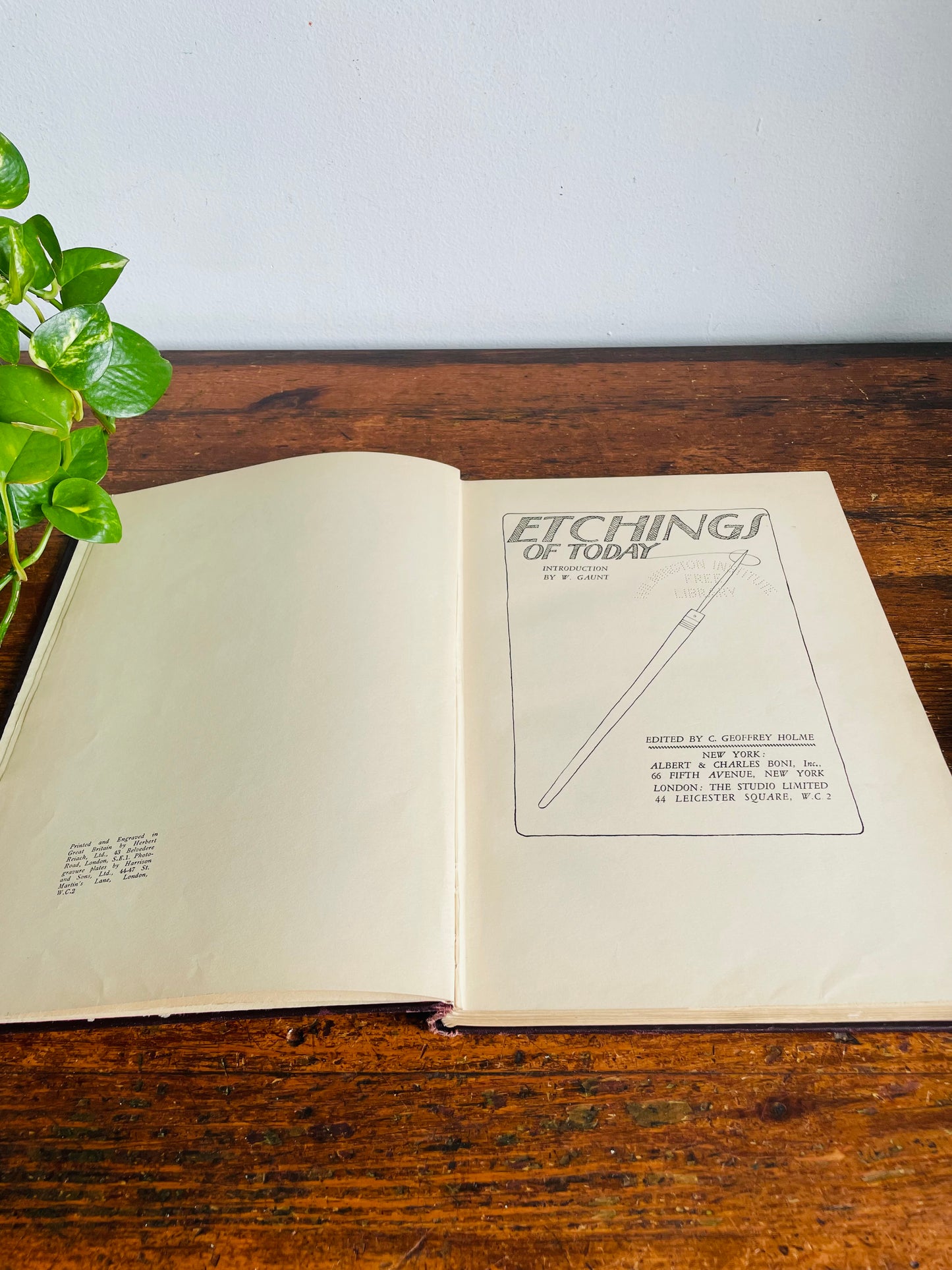 Vintage Etchings of Today Hardcover Art Book with 120 Plate Photogravure Pictures (1930s) Printed & Engraved in Great Britain by Herbert Reiach Ltd.