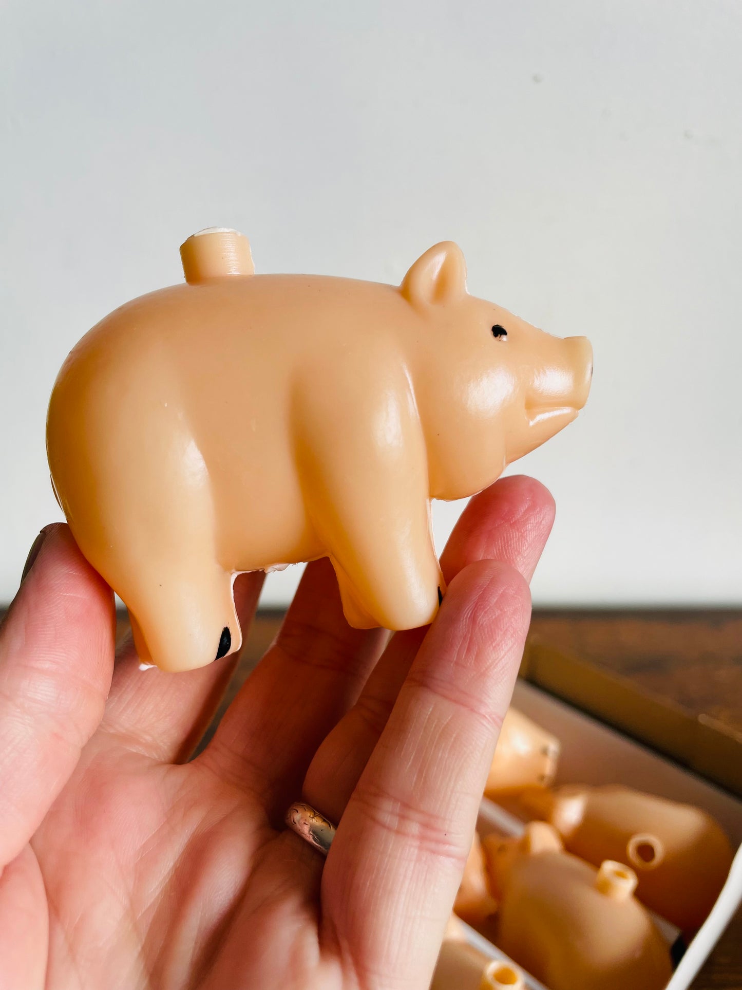 Vintage Brand New Pink Plastic Pigs 10 Light Set of String Lights in Original Box - Tested / Works!