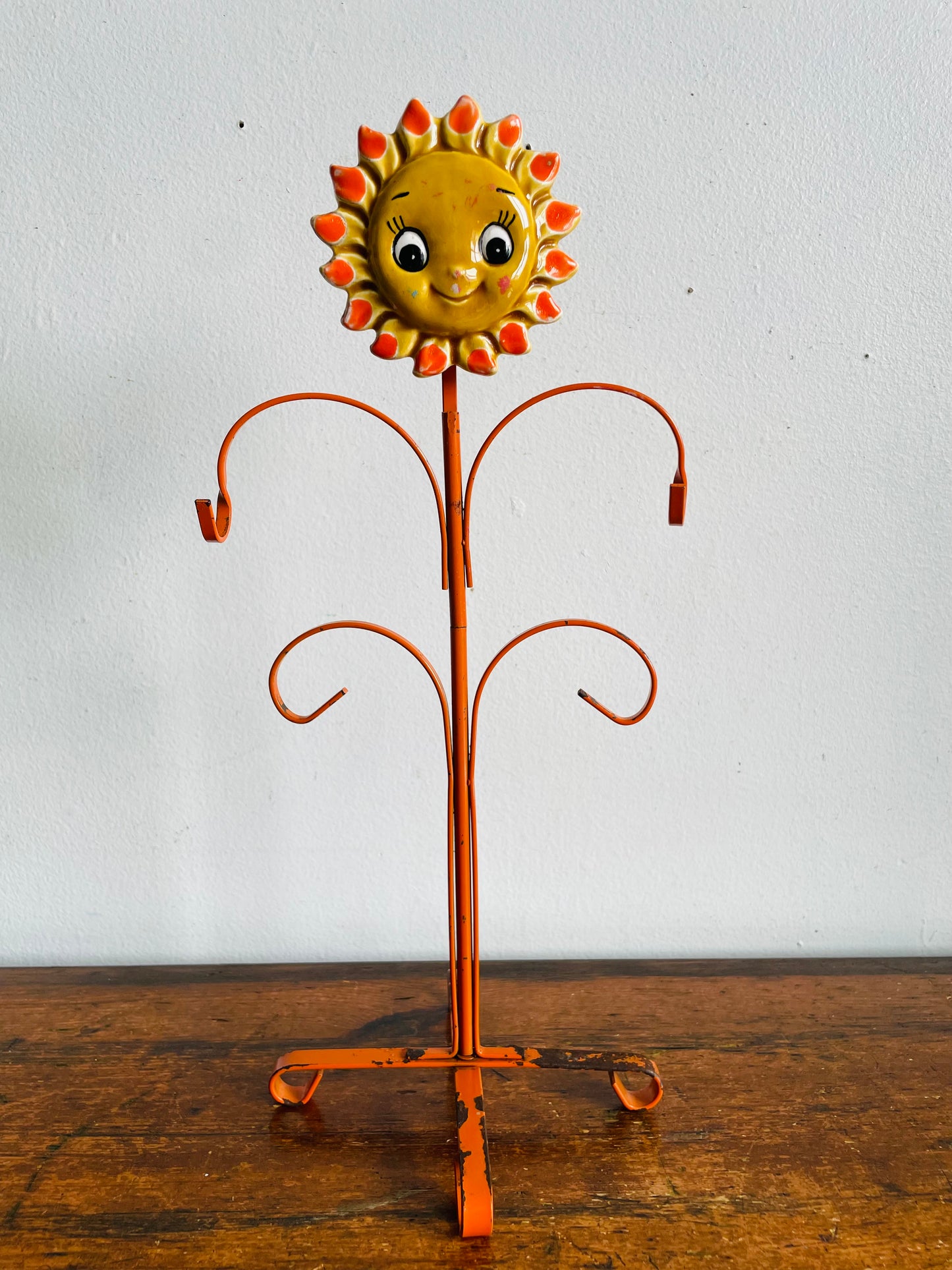 Vintage Bright, Fun & Adorable Metal Orange Sunshine Mug Tree Rack Hook Hanger - Could Also Be Used to Hang Jewellery!