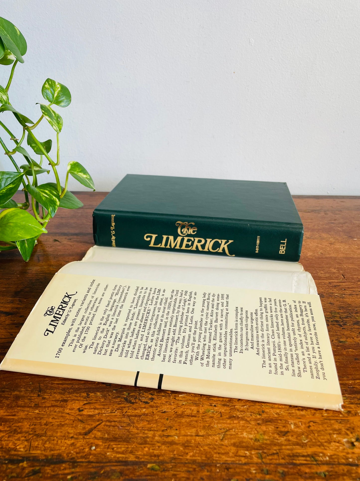 Vintage The Limerick Hardcover Book by G. Legman - 1700 Examples With Notes, Variants & Index - Bell Publishing Company - Saucy & X Rated Poetry