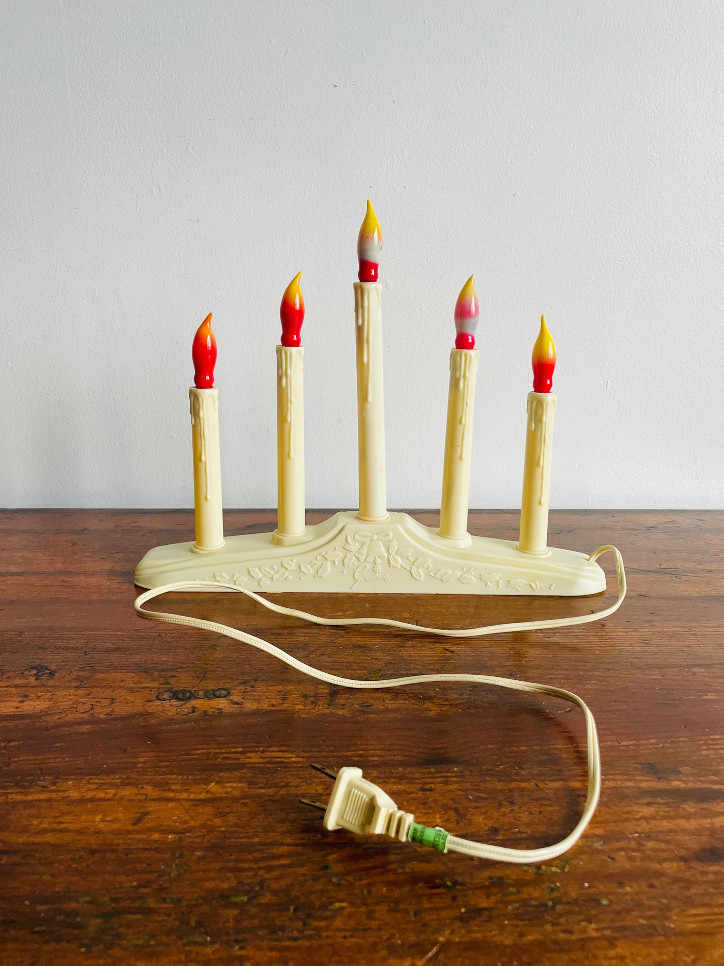 Christmas Window Candolier Electric Five Branch Candle with Red Flames