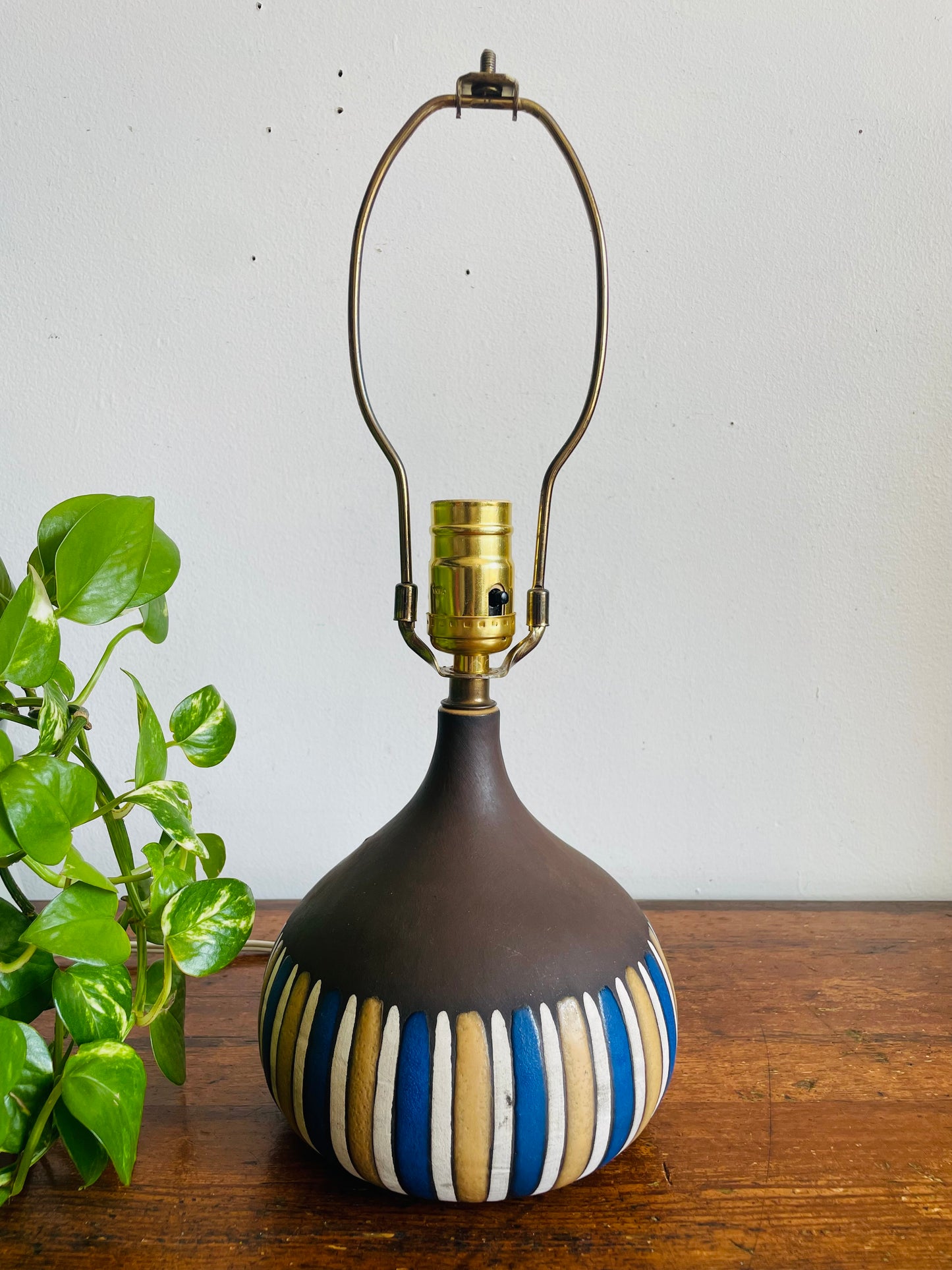 Vintage Mid-Century Modern Style Clay Pottery Lamp with Blue, Tan & Cream Lines Design - Tested / Works!