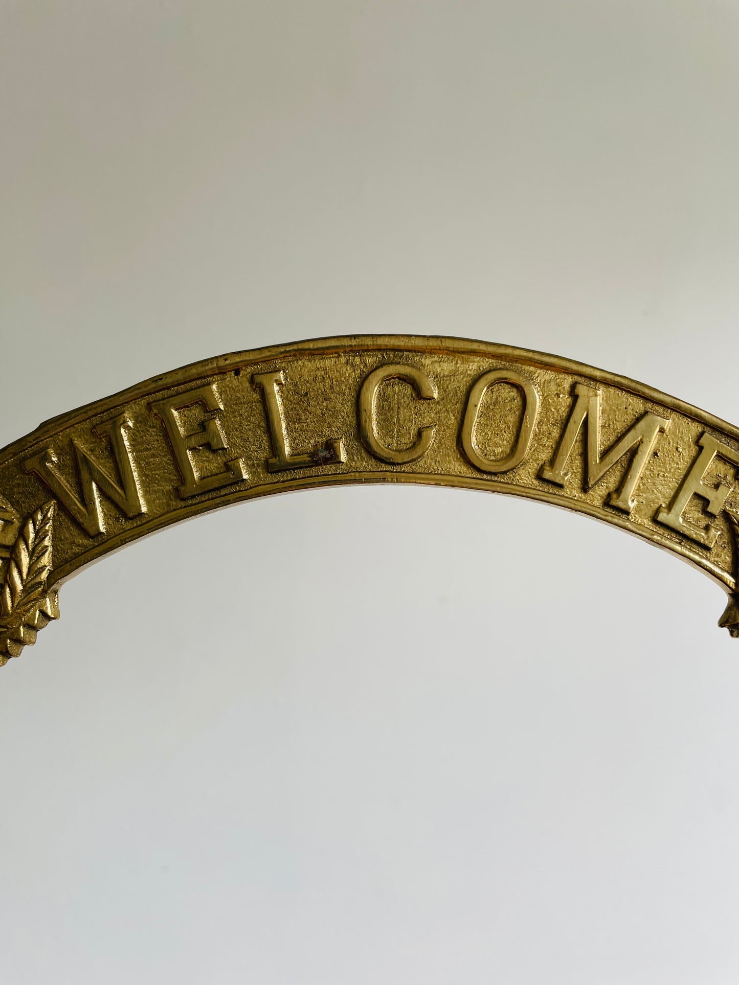 Pineapple Brass Welcome Plate Sign - Bombay Company