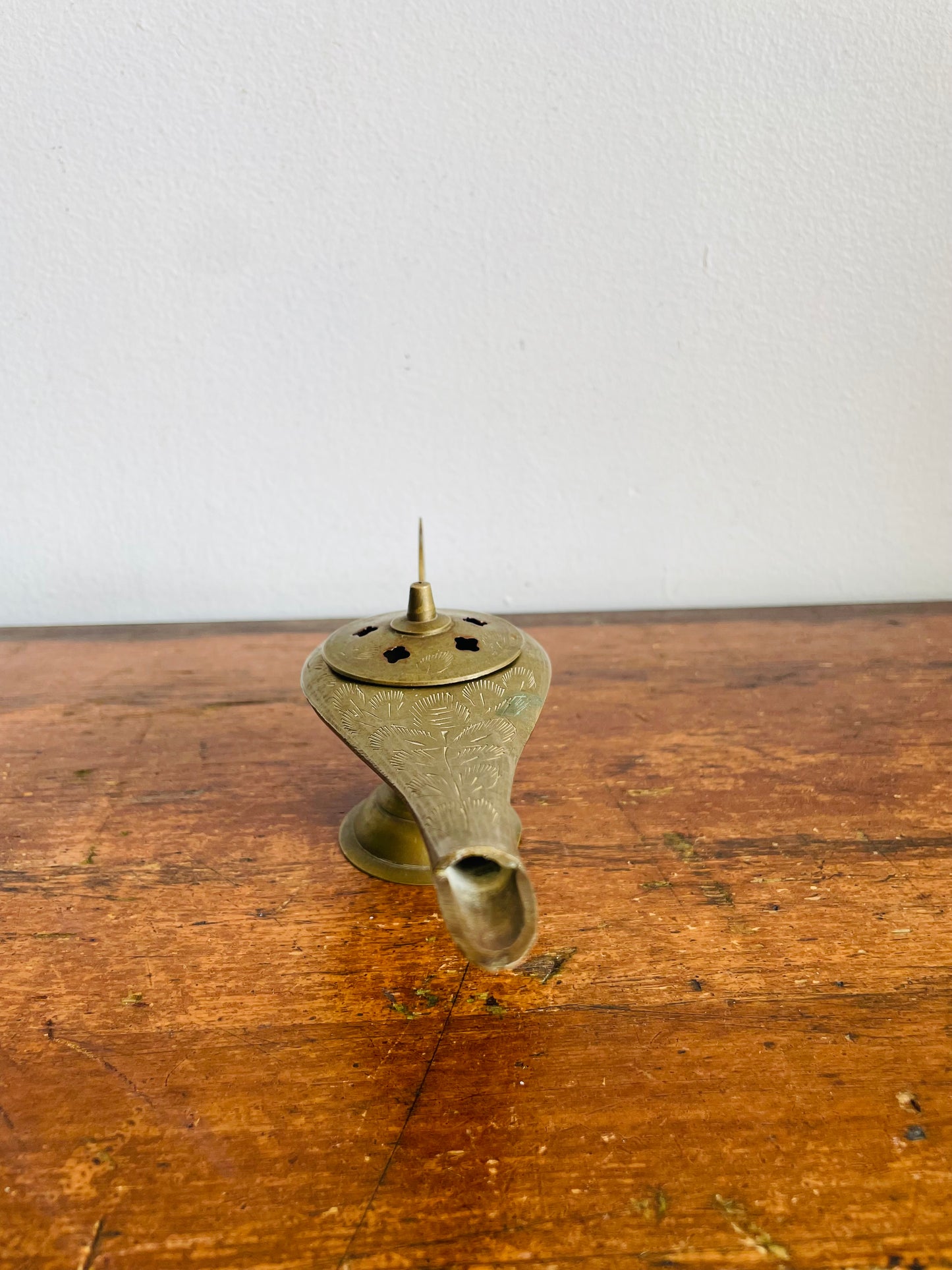 Vintage Solid Brass Aladdin Genie Lamp Cone Incense Burner