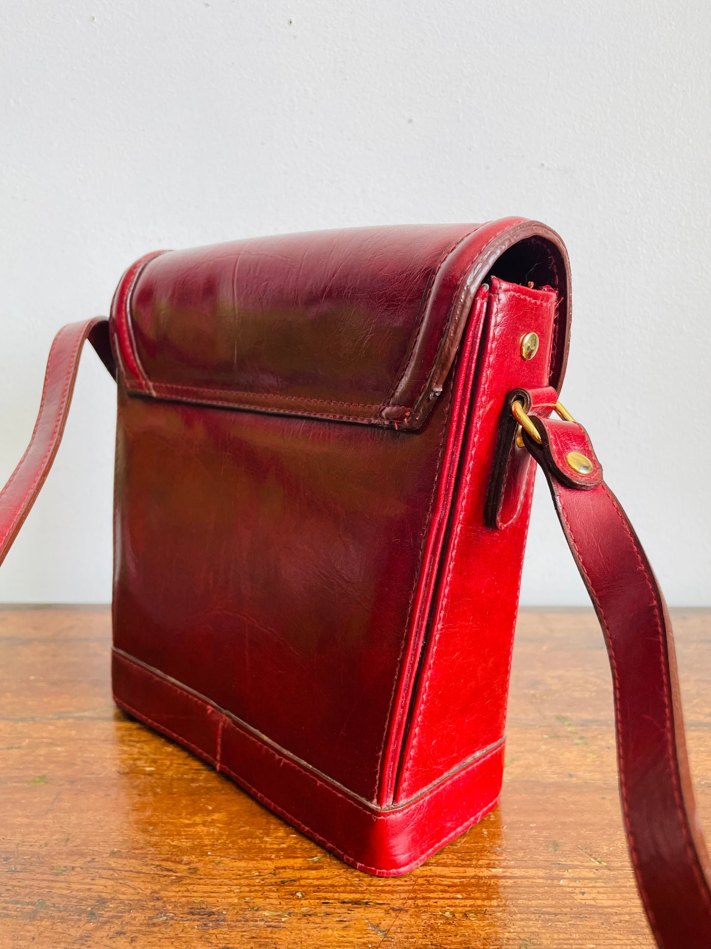 Vintage Marchino Burgundy Colour Crossbody Strap Purse with Brass Gold Hardware