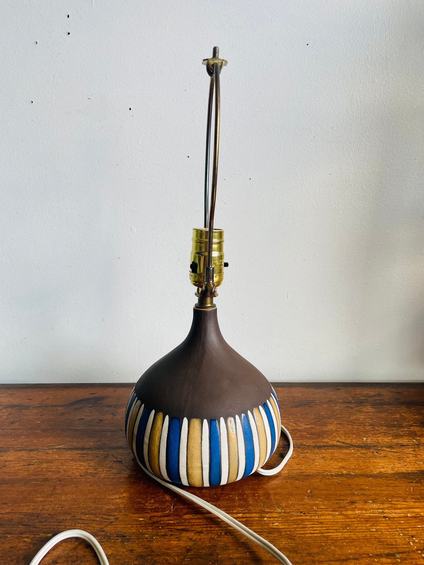 Vintage Mid-Century Modern Style Clay Pottery Lamp with Blue, Tan & Cream Lines Design - Tested / Works!