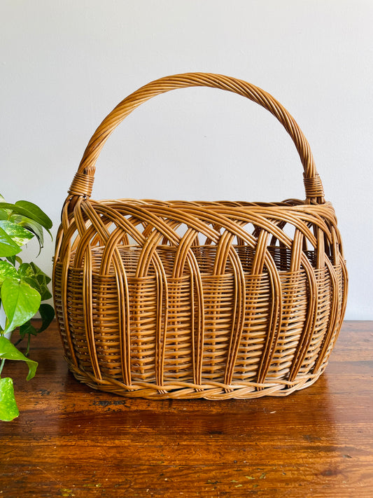 Large Woven Wicker Basket with Sturdy Handle - Great for Picnics, Foraging, Market Shopping, Decor, Etc.!