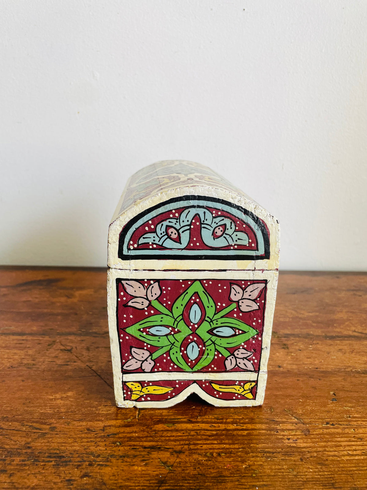 Vintage Moroccan Hand-Painted Wood Jewellery Trinket Treasure Chest Box with Hinged Lid & Colourful Bright Folk Art Design