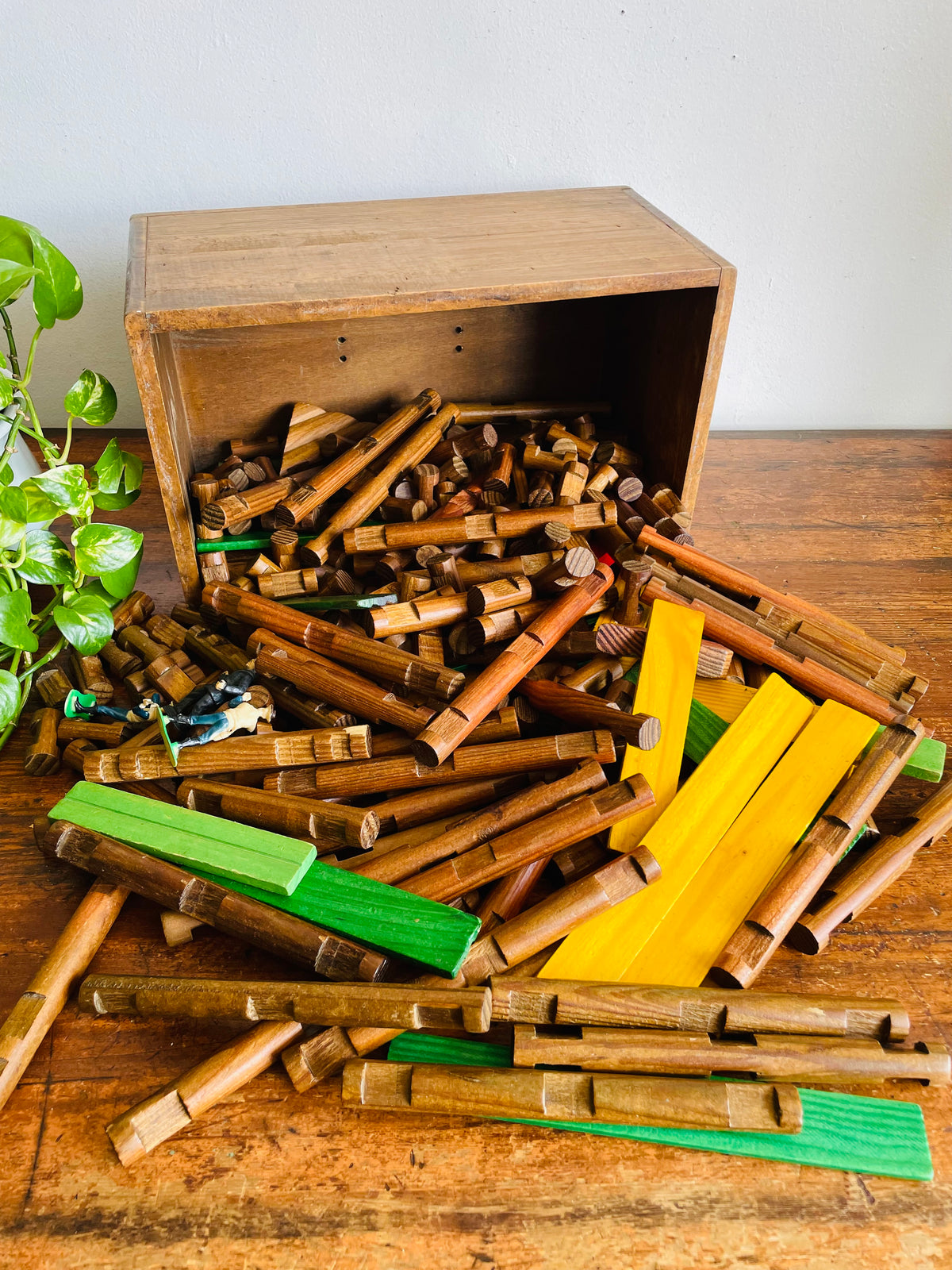 Vintage Large Wooden Crate Box Full of Lincoln Logs - Wood Cabin Building Toy Block Set - No Shipping