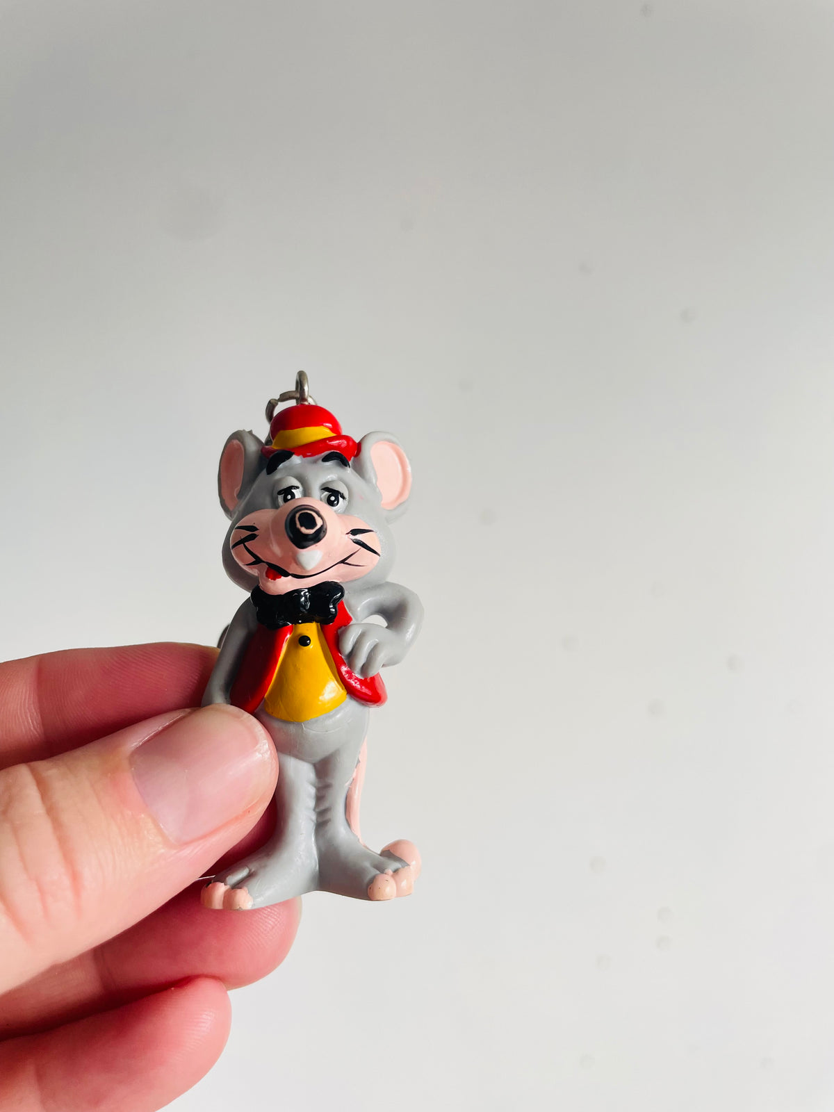 Vintage 1993 Pizza Time Theatre Chuck E. Cheese Mouse Mascot Cartoon Keychain