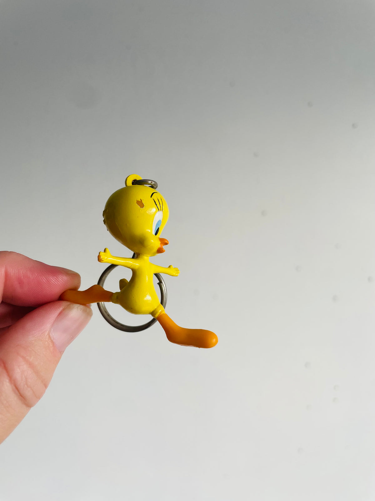 Vintage 1996 Tweety Bird Looney Tunes Character Cartoon Keychain