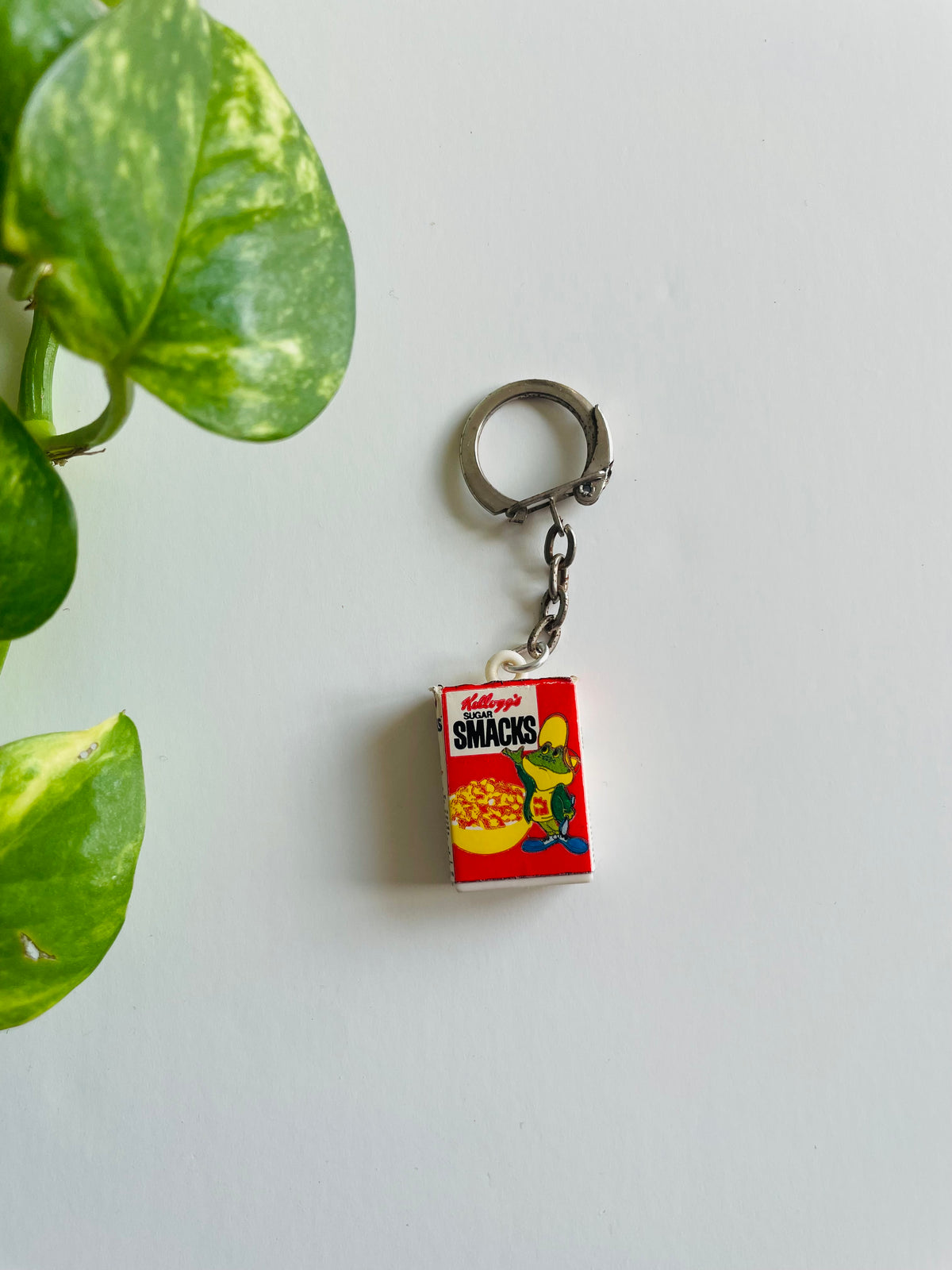 Vintage Kellogg's Sugar Smacks Miniature Cereal Box Keychain - Made in Hong Kong