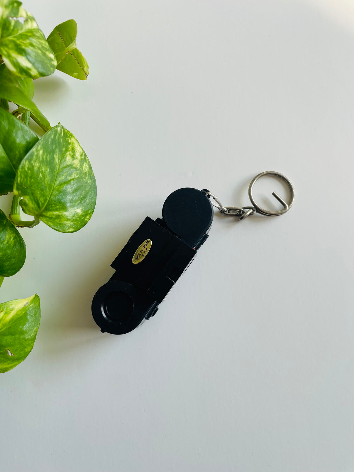 Vintage 1980s Micro 110 Camera Keychain - Film Canister Opens for Coin Box Storage - Made in Taiwan