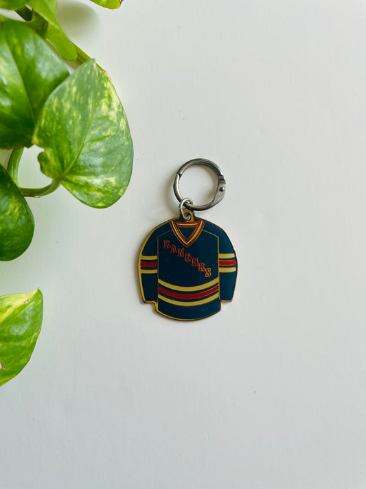 Vintage 1989 New York Rangers NHL Hockey Team Jersey Metal Keychain - Made in Taiwan