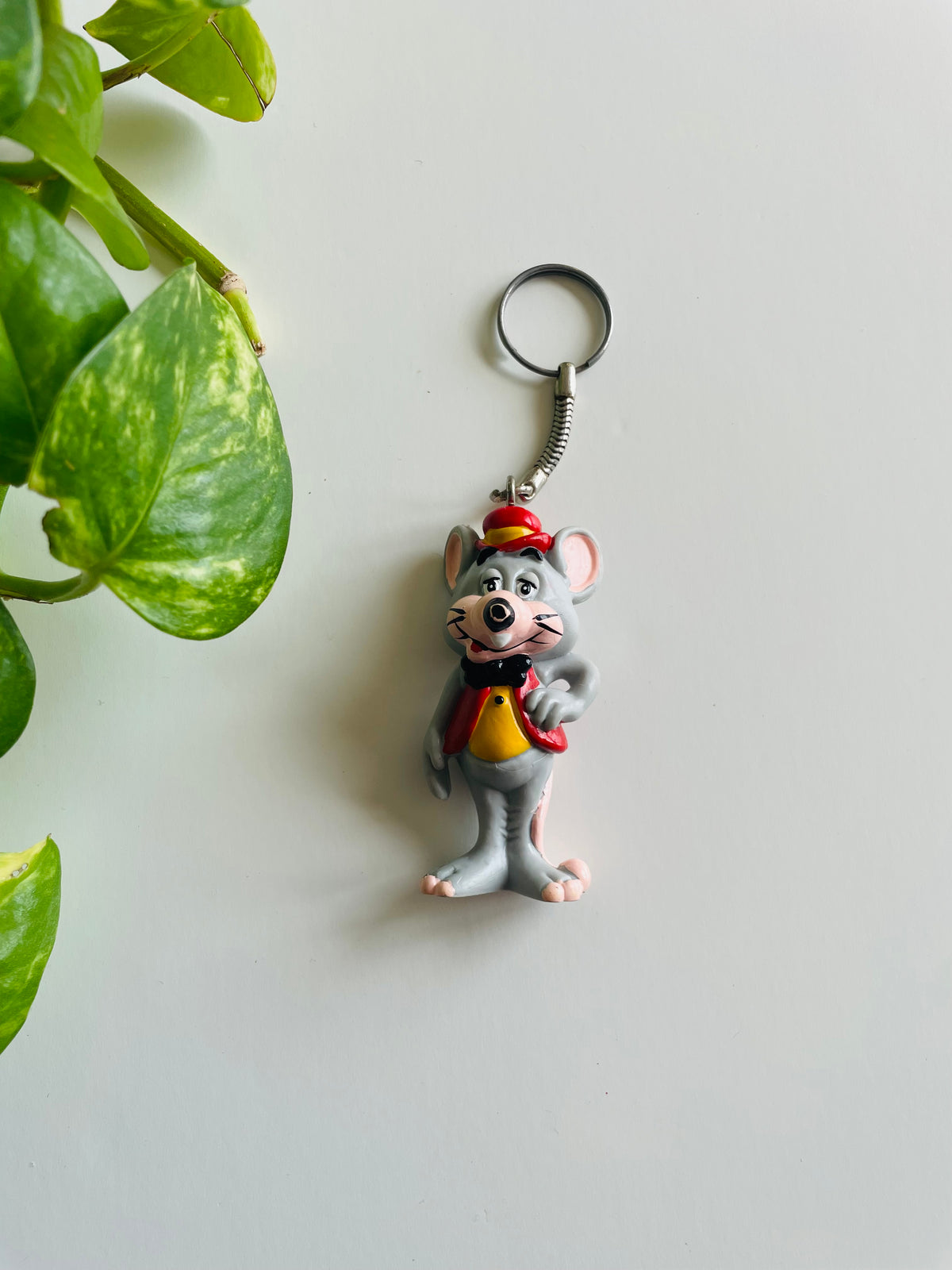 Vintage 1993 Pizza Time Theatre Chuck E. Cheese Mouse Mascot Cartoon Keychain