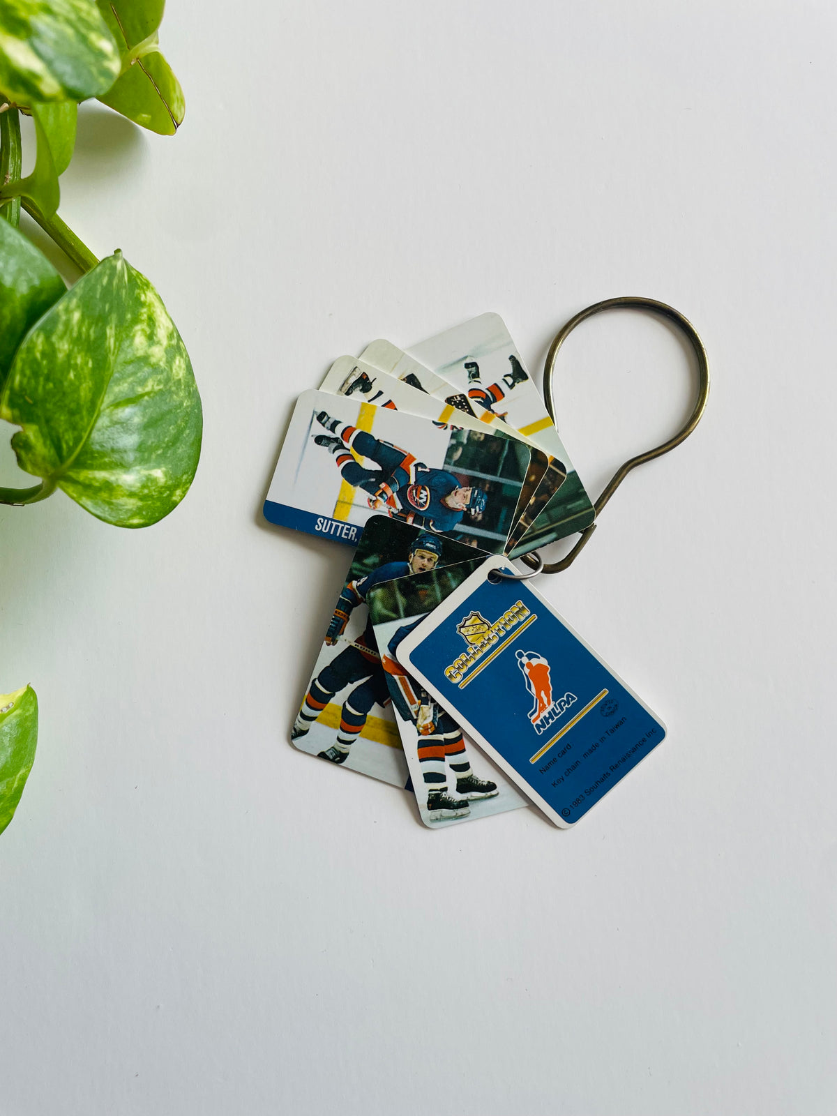 Vintage 1983 New York Islanders NHL Hockey Team Player Cards Keychain - Printed in Canada / Made in Taiwan