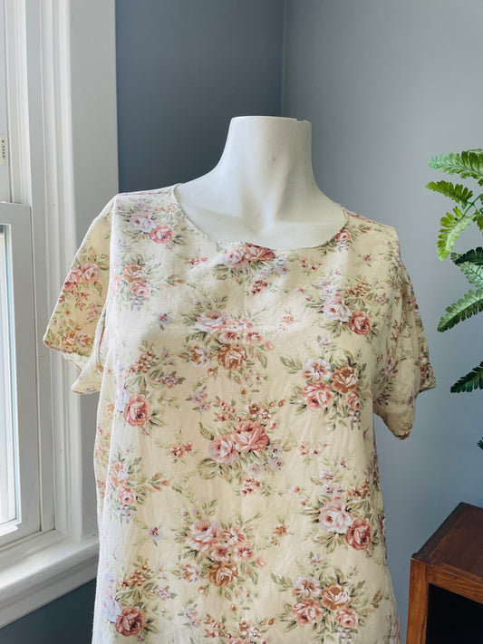 Vintage SM Fashion Collection Tan Floral T-Shirt