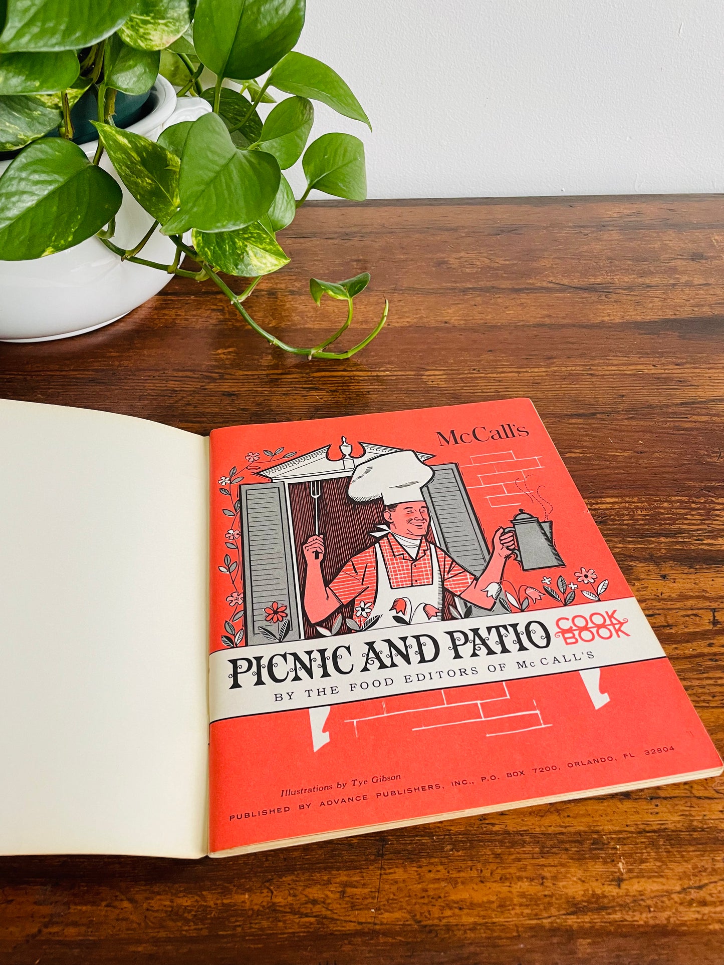 McCall's Picnic & Patio Cookbook (1972) - Campfire Cookery, BBQ, Picnic, Outdoor Beverages