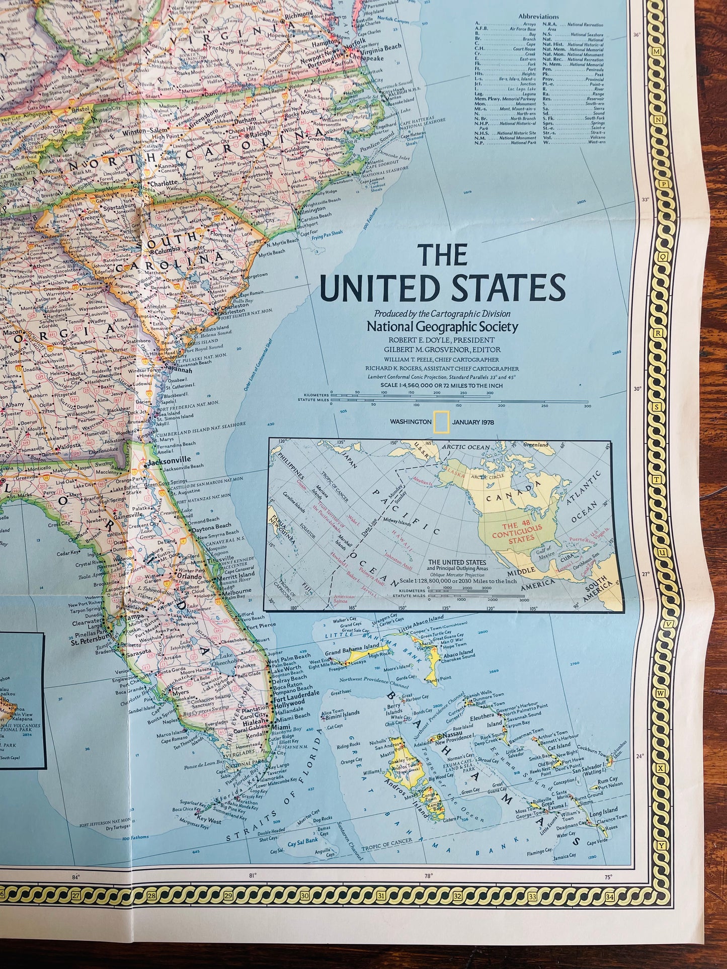 January 1978 National Geographic Giant USA Wall Map
