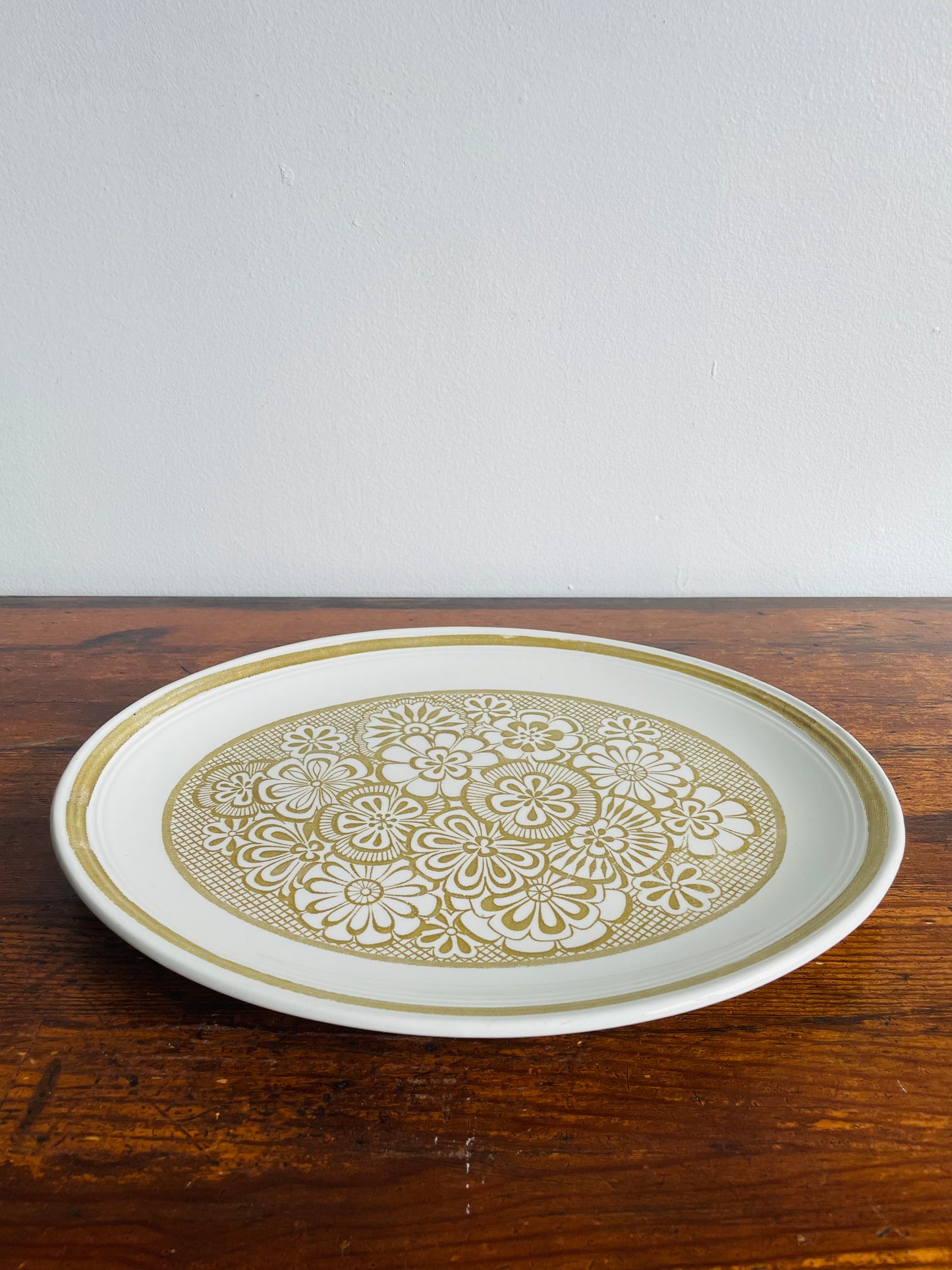 Myott Cloister 12" Oval Plate or Serving Dish with Groovy Green Flowers - Made in England