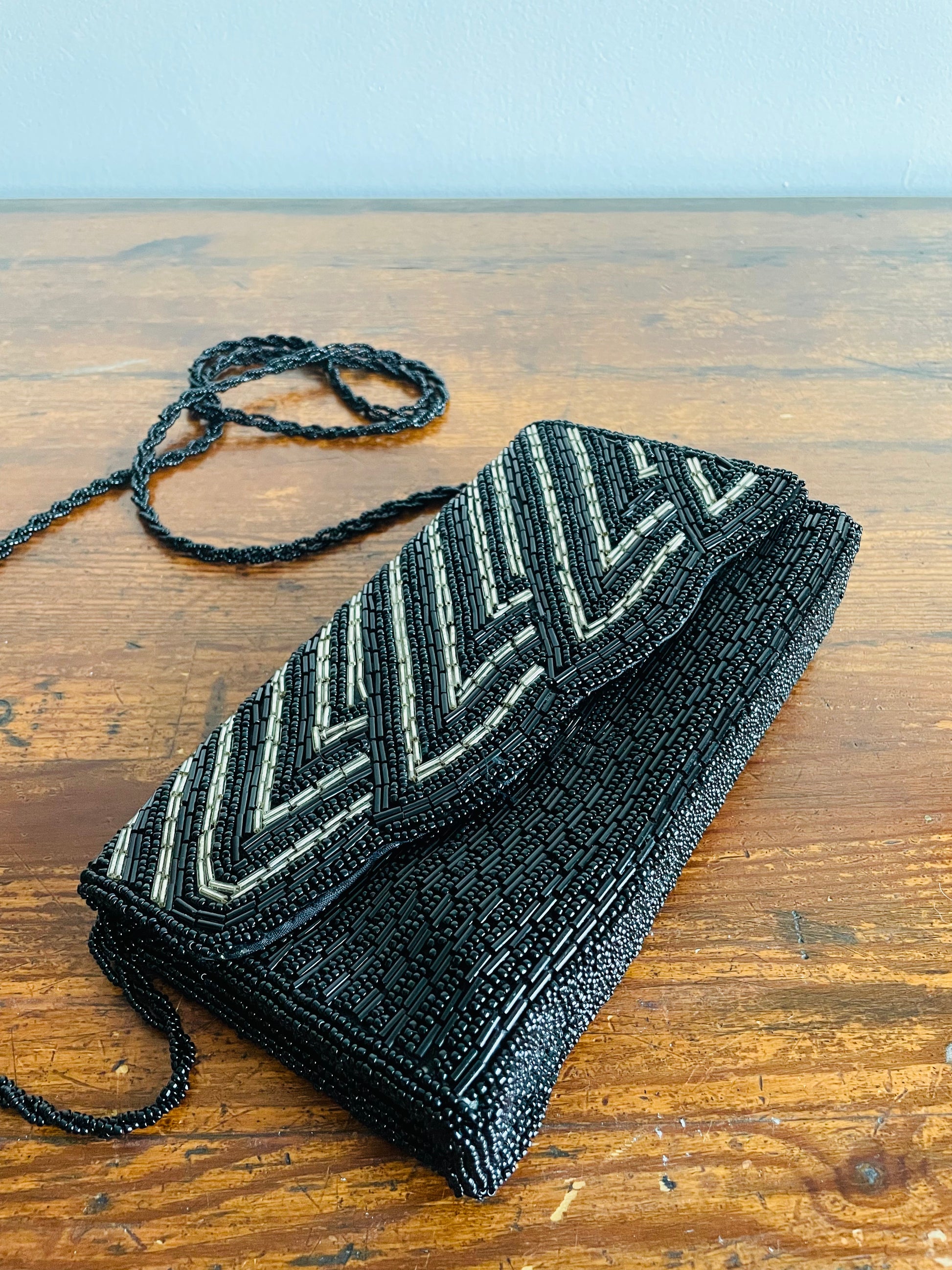 Black beaded clutch clearance purse